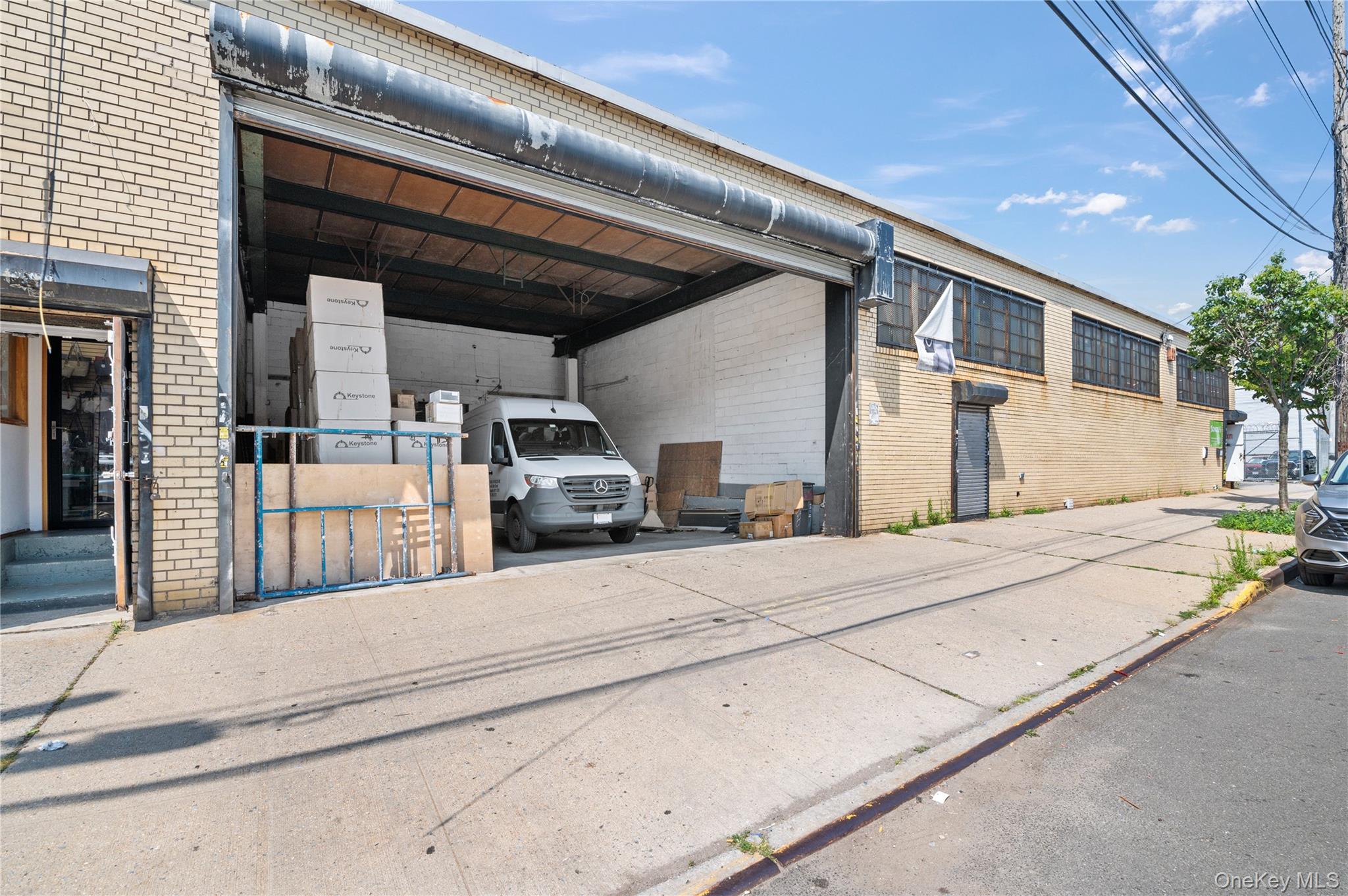 #2 photo, 59-48 55th Street, クイーンズ区 Maspeth , NY 11378