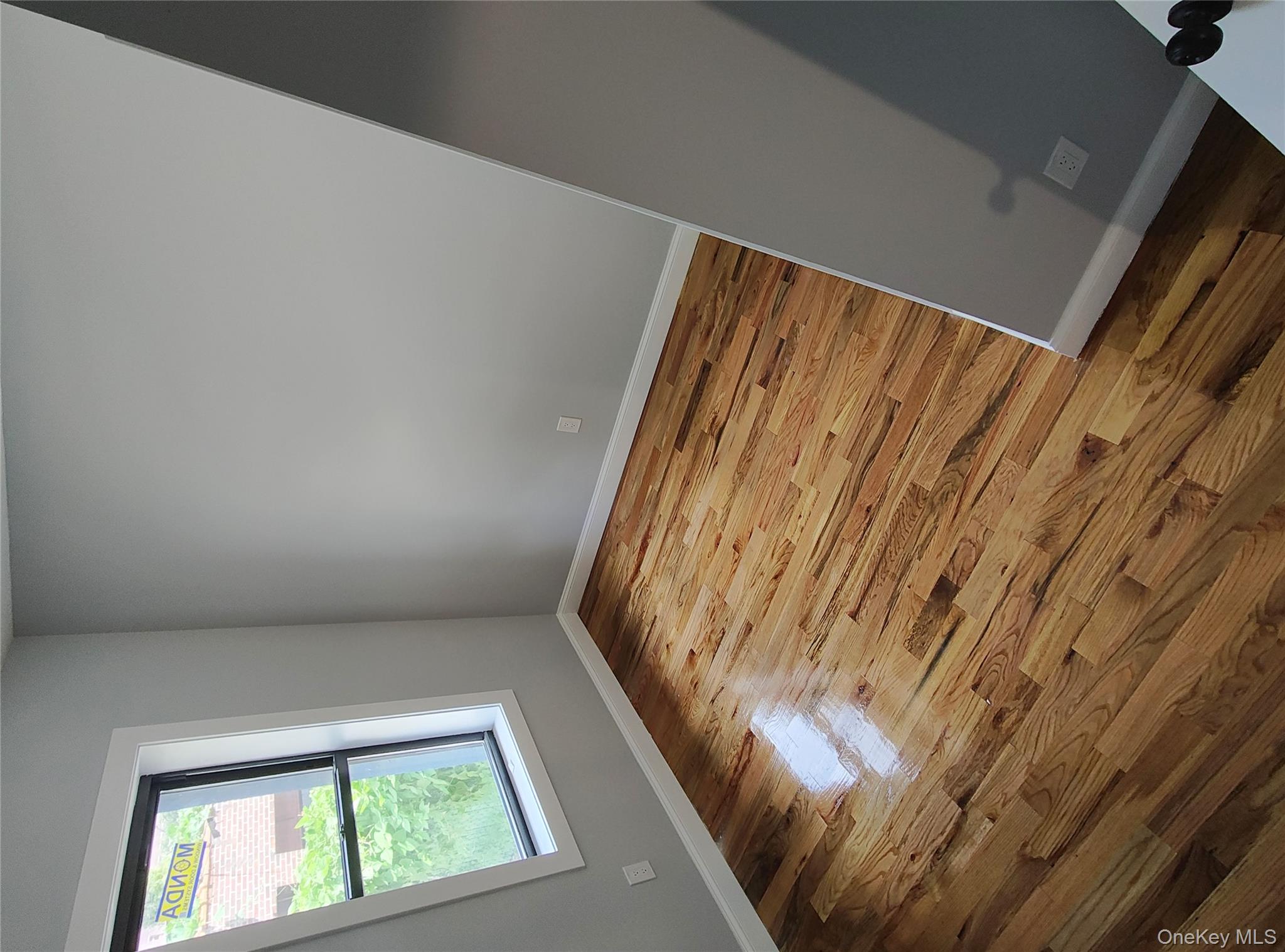 #15 photo, 13225 Ruby Street, クイーンズ区 Ozone Park , NY 11414