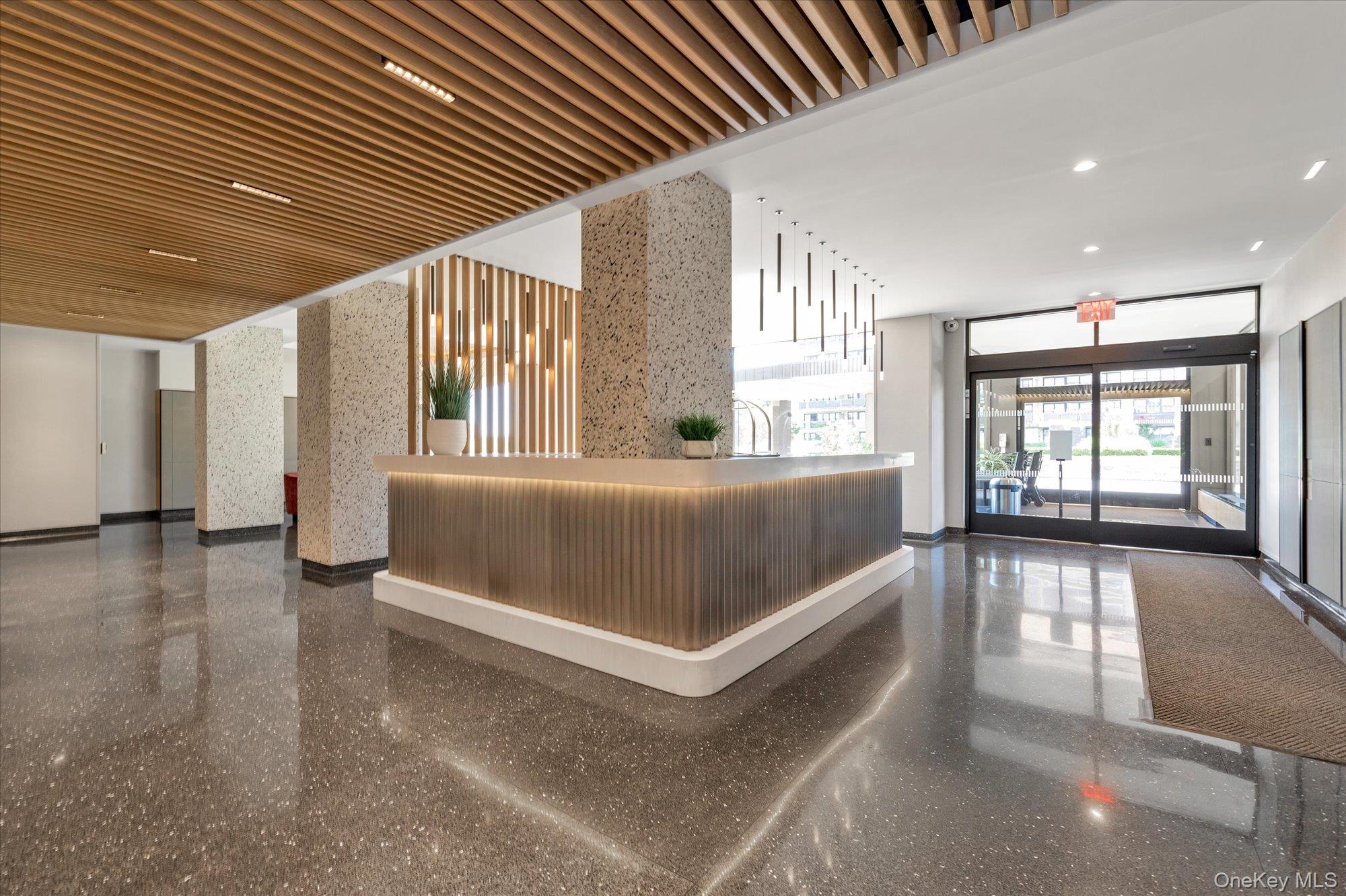 #4 photo, 1785 215th Street, クイーンズ区 Bayside , NY 11360