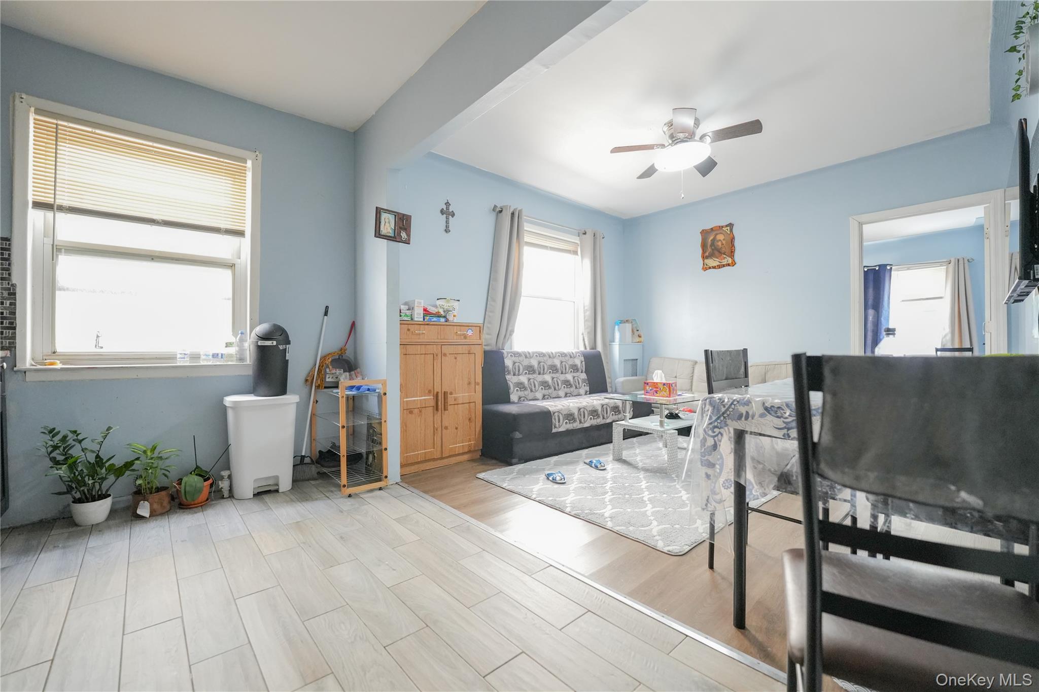#15 photo, 6167 56th Street, クイーンズ区 Maspeth , NY 11378