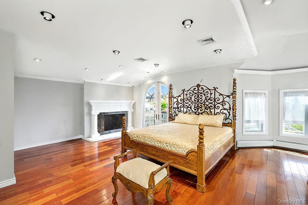 #17 photo, 158-03 82nd Street, Howard Beach , NY 11414