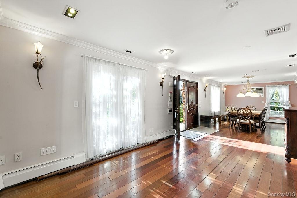 #7 photo, 158-03 82nd Street, Howard Beach , NY 11414