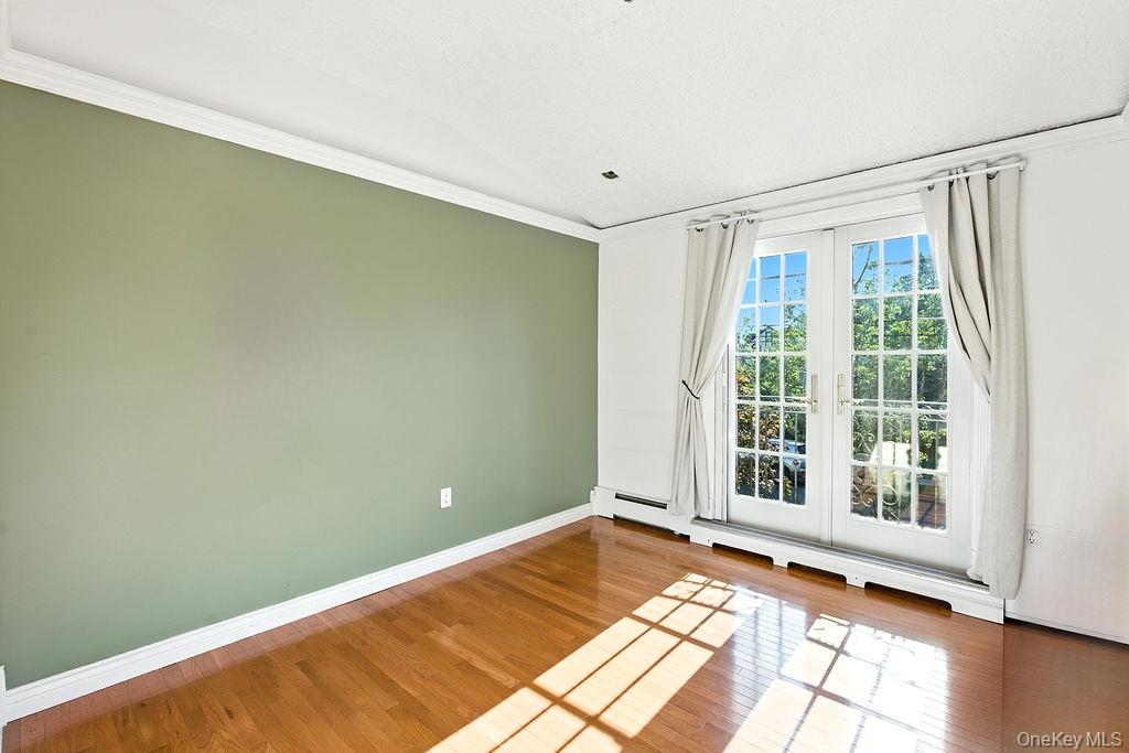 #9 photo, 158-03 82nd Street, Howard Beach , NY 11414