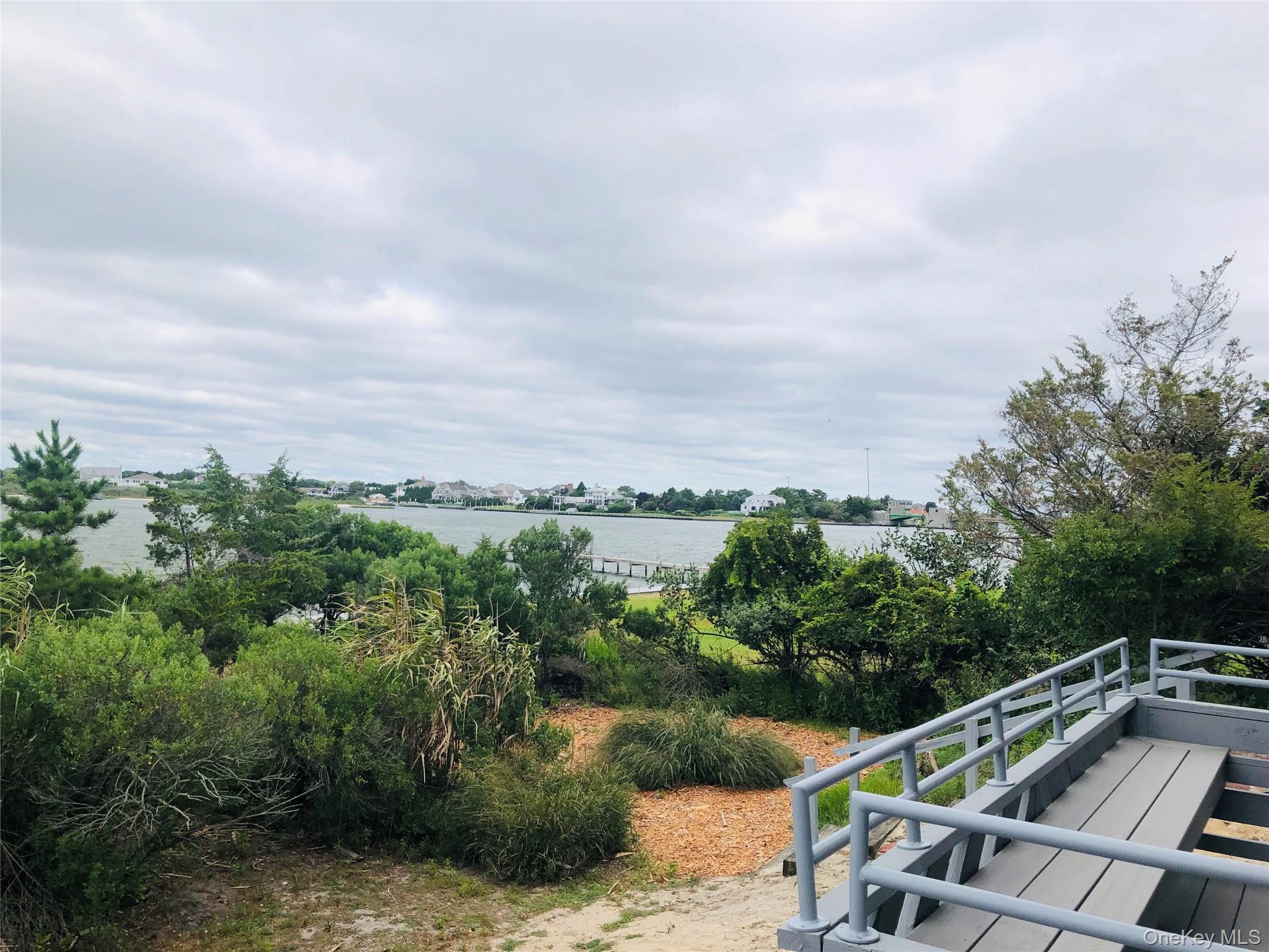 #13 photo, 274 Dune, サフォーク郡 Westhampton Beach , NY 11978