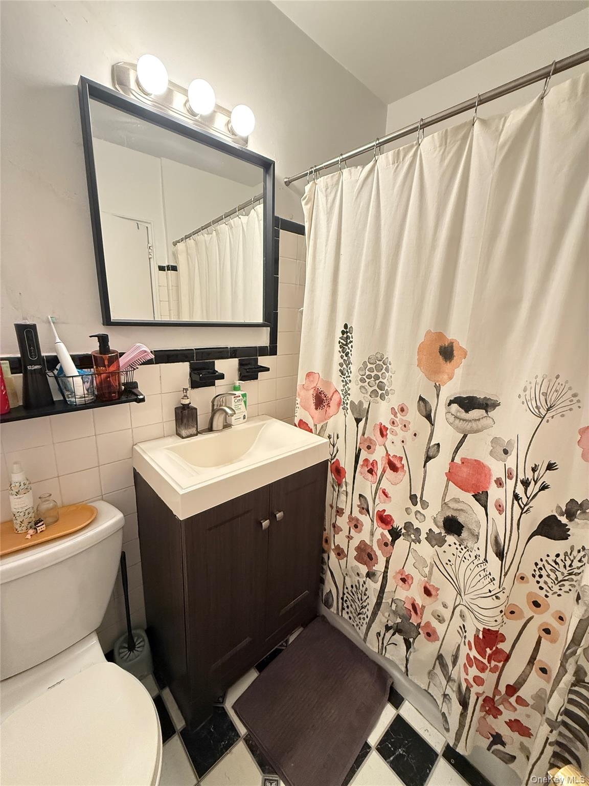 #8 photo, 6434 102nd Street, Rego Park , NY 11374