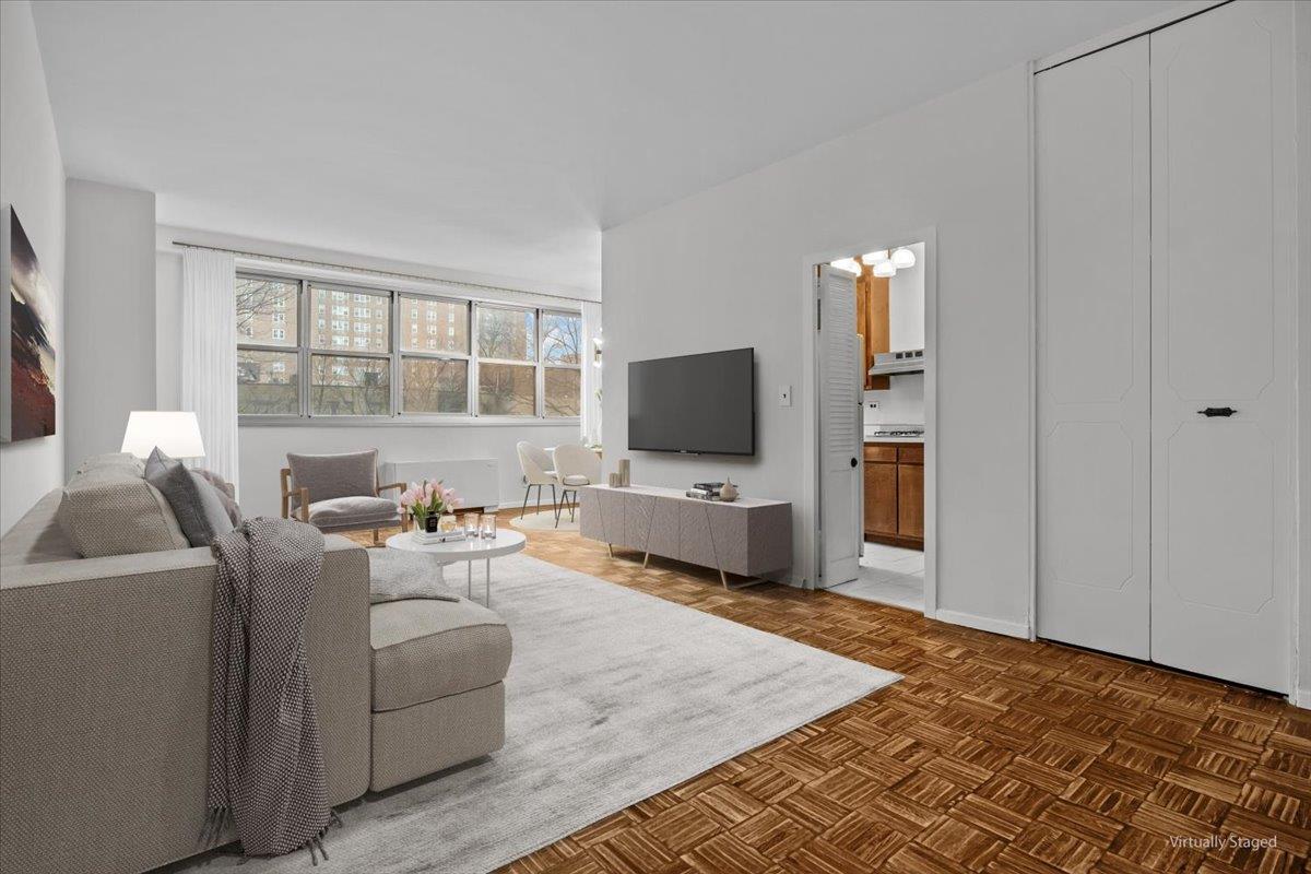 #1 photo, 555 KAPPOCK Street, ブロンクス区 Spuyten Duyvil , NY 10463