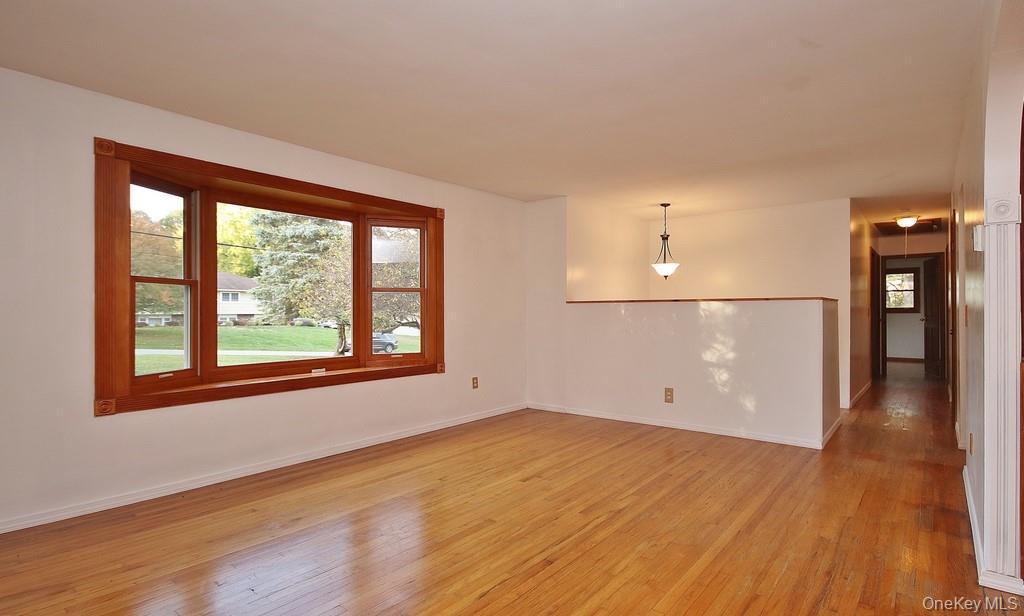 #19 photo, 11 Lakeview Drive, Chester , NY 10918