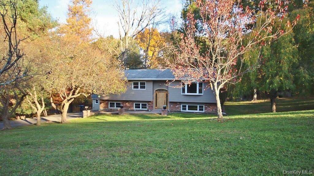 #4 photo, 11 Lakeview Drive, Chester , NY 10918