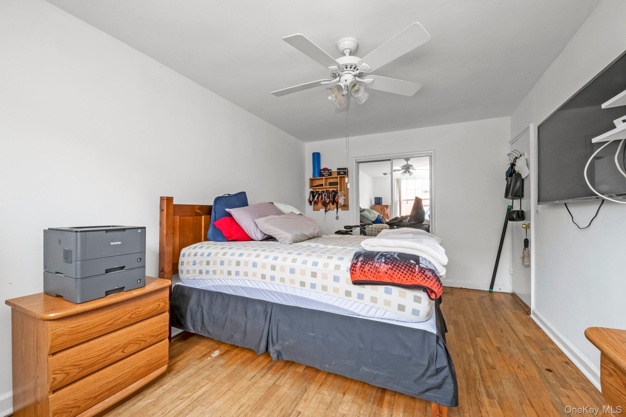 #10 photo, 2711 Young Avenue, ブロンクス区 Bronx , NY 10469