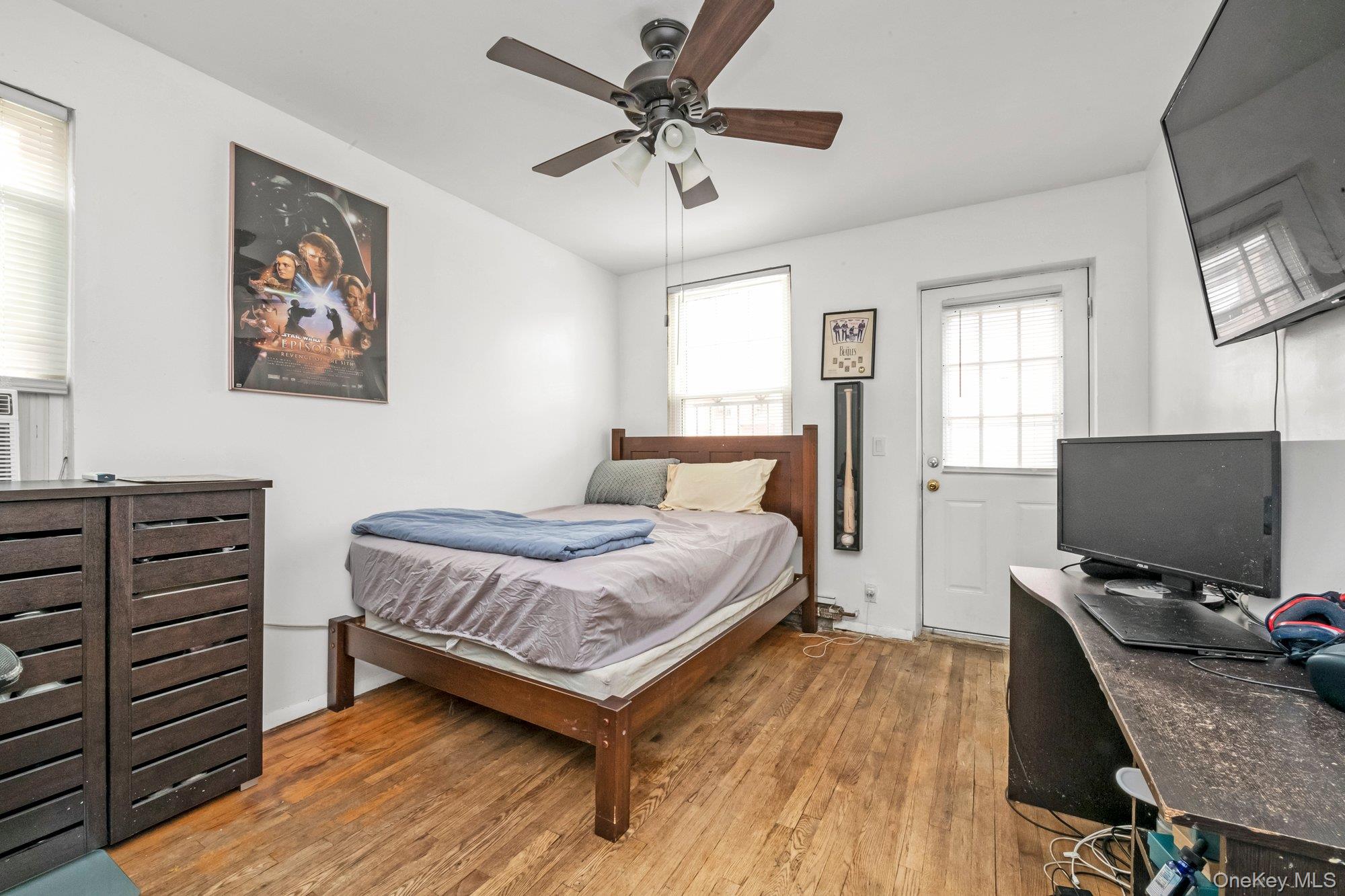 #13 photo, 2711 Young Avenue, ブロンクス区 Bronx , NY 10469