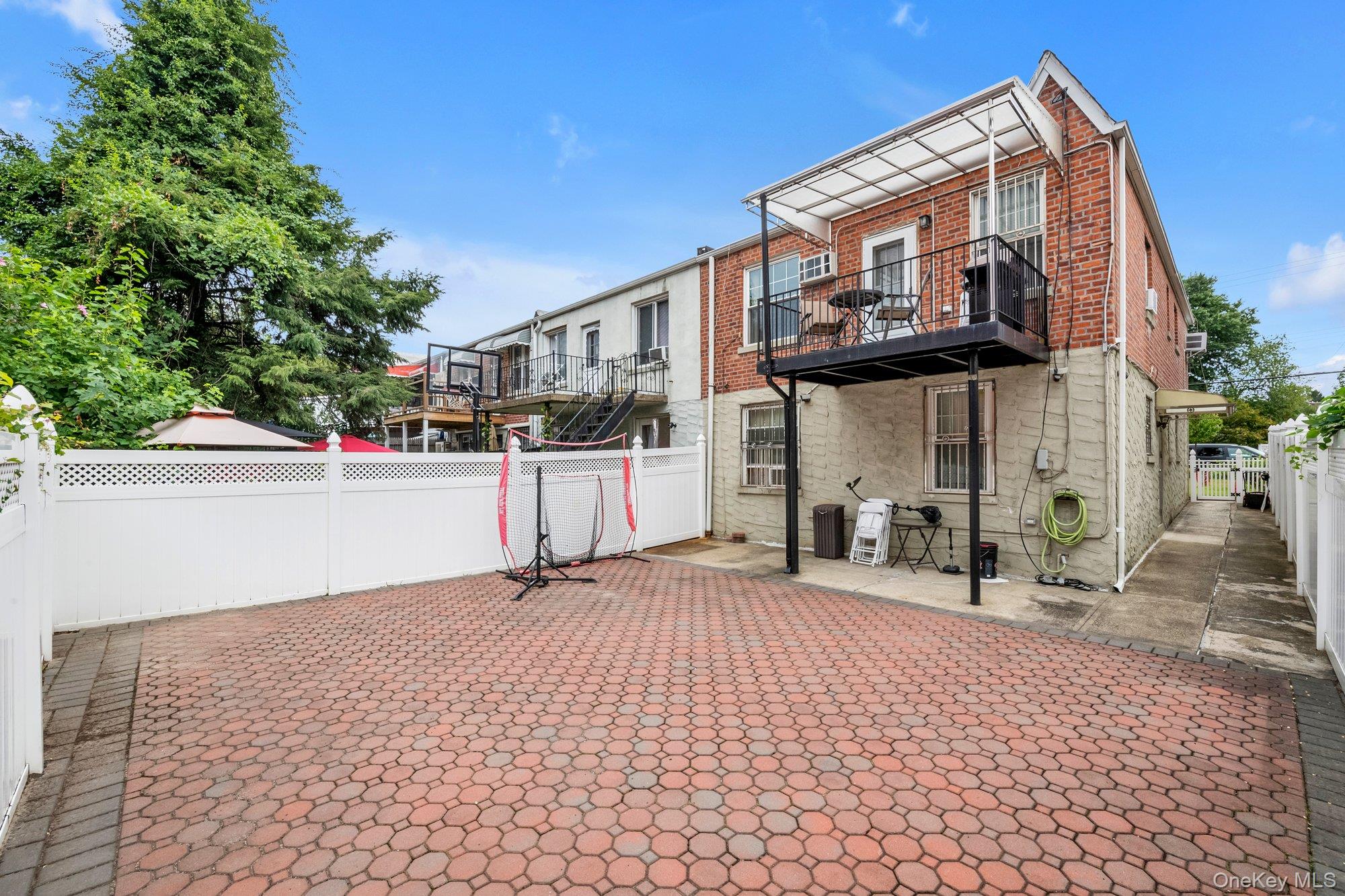 #16 photo, 2711 Young Avenue, ブロンクス区 Bronx , NY 10469