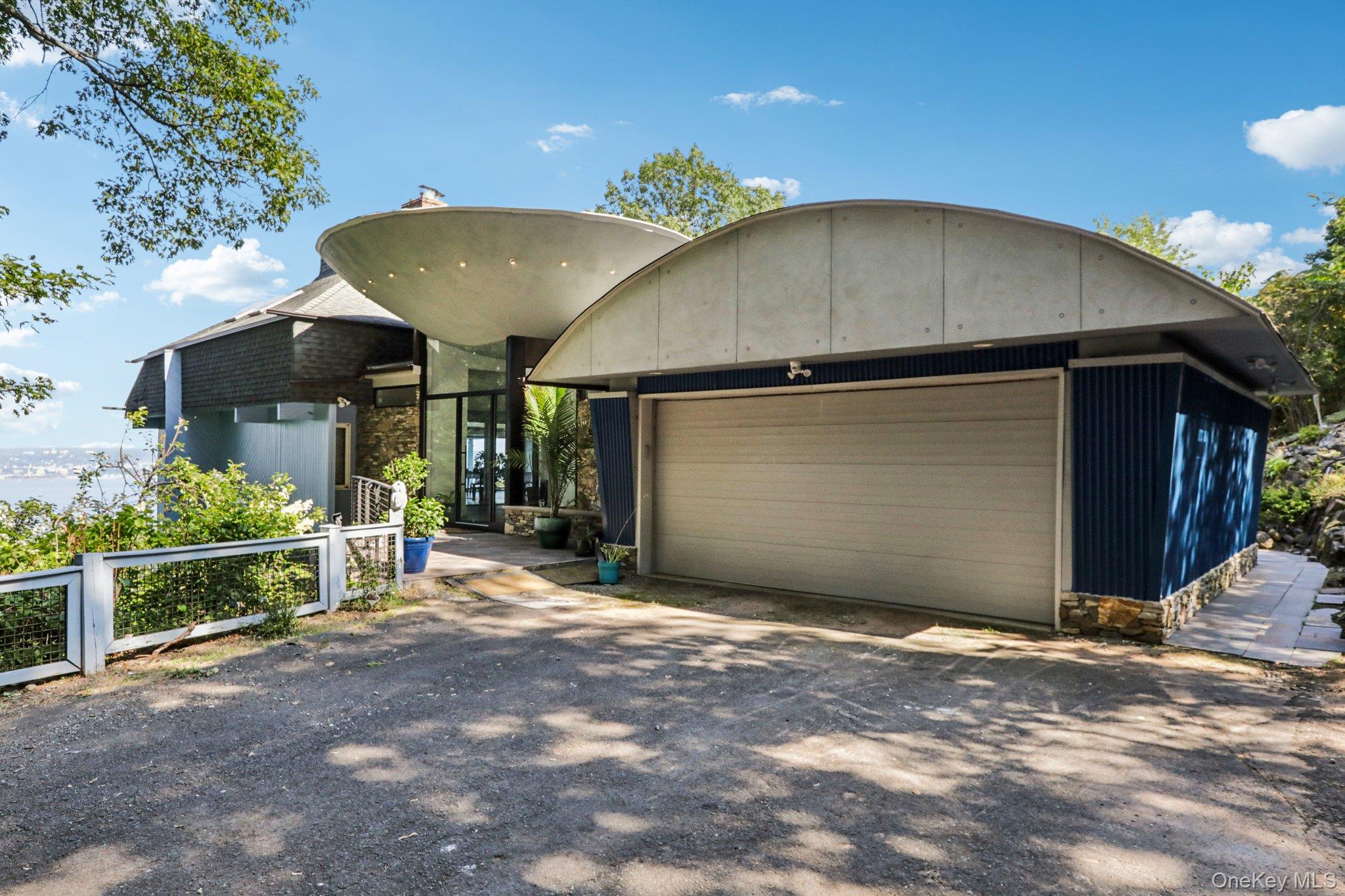 #2 photo, 288 South Boulevard, Nyack , NY 10960