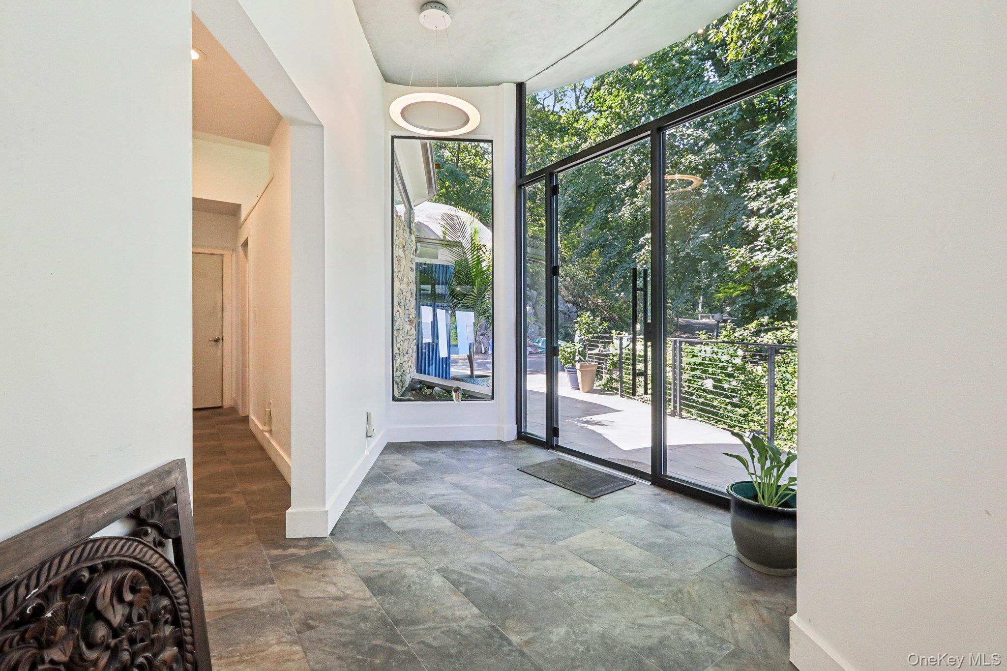 #4 photo, 288 South Boulevard, Nyack , NY 10960