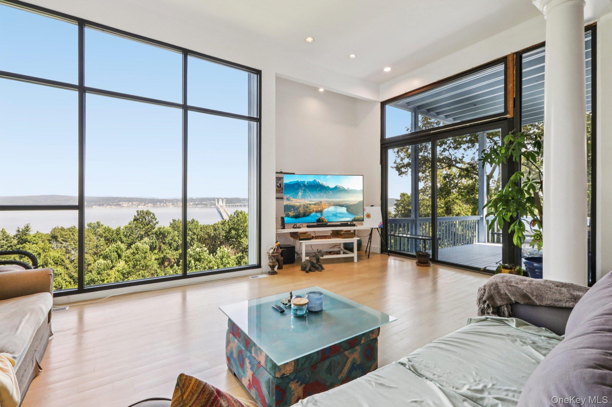 #8 photo, 288 South Boulevard, Nyack , NY 10960