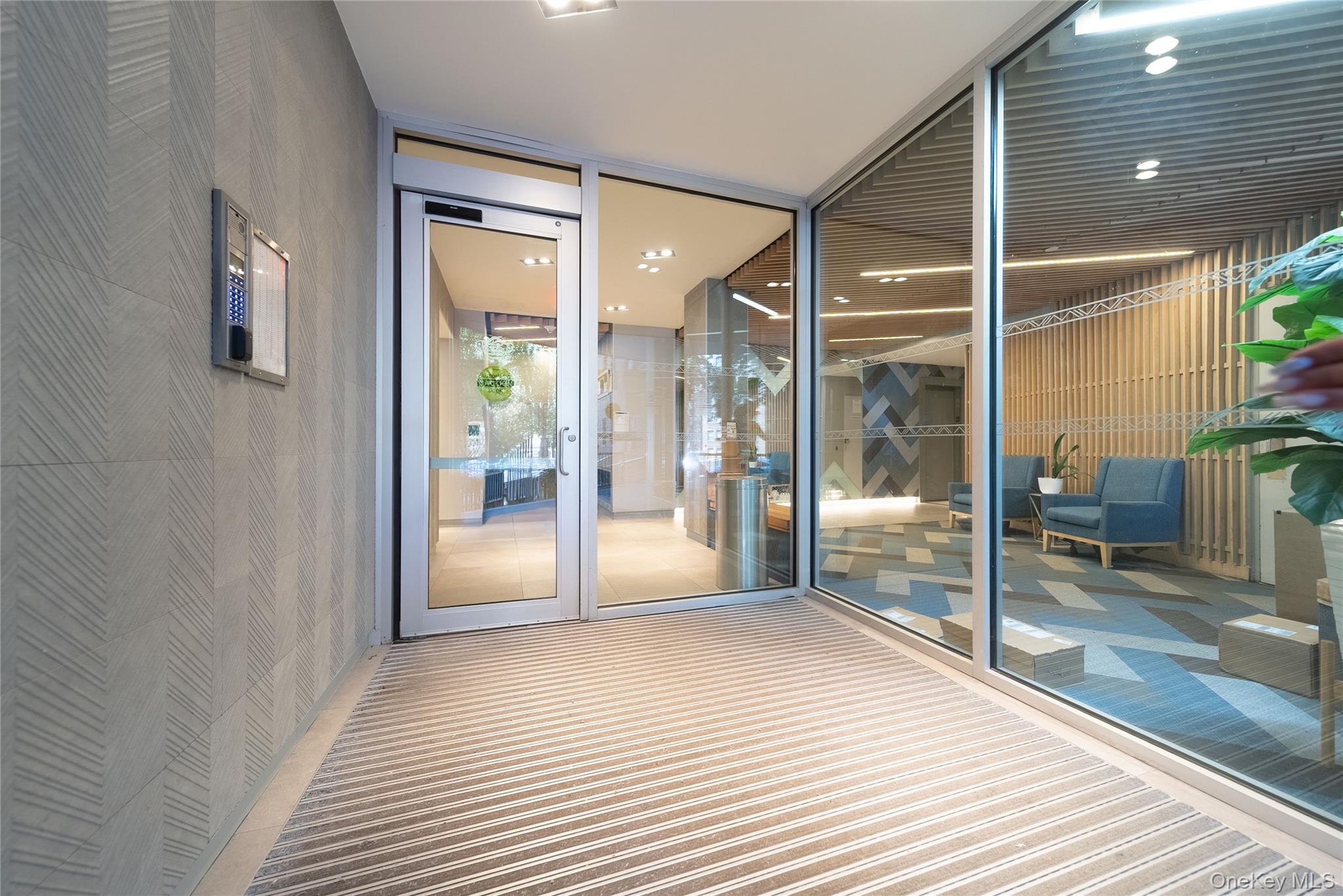 #3 photo, 99-32 66th road Road, クイーンズ区 Rego Park , NY 11374