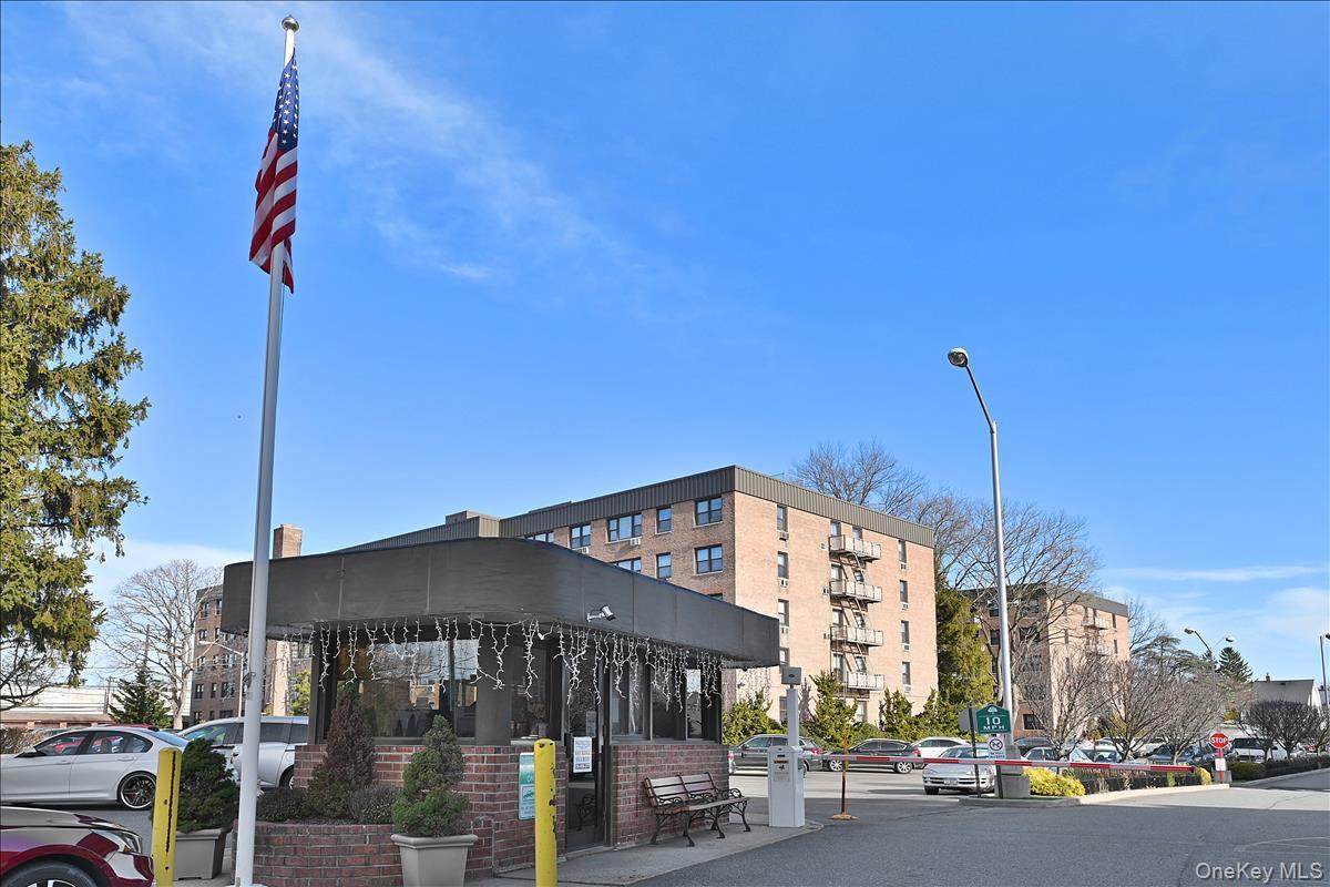 #12 photo, 2 Birchwood Court, ナッソー郡 Mineola , NY 11501