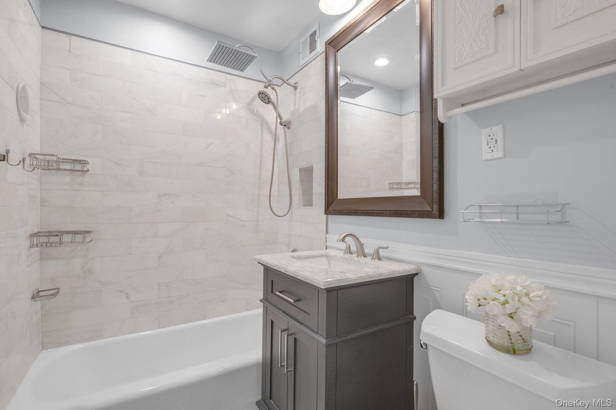 #6 photo, 2 Birchwood Court, ナッソー郡 Mineola , NY 11501