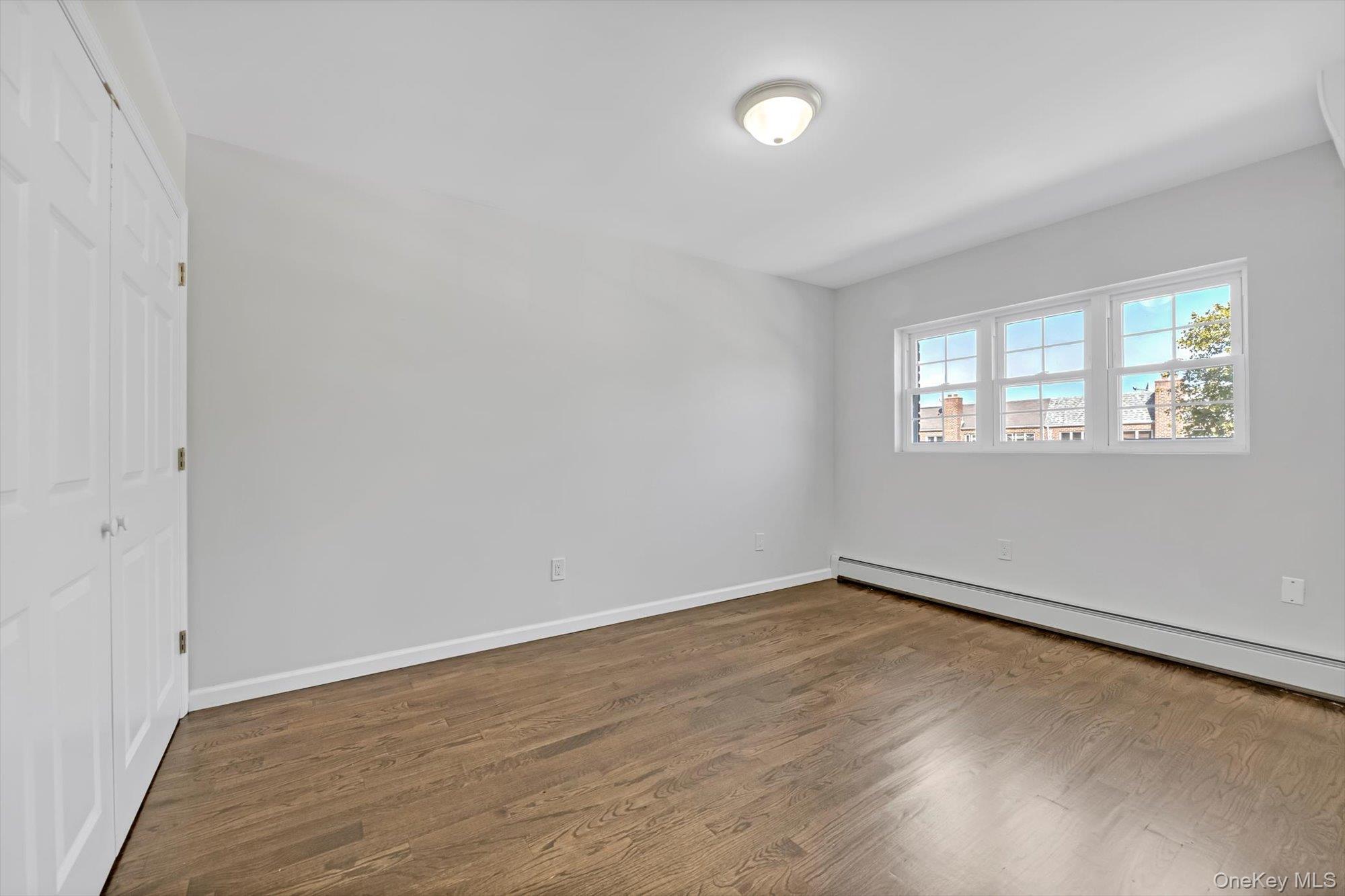 #9 photo, 147-48 76th Road, クイーンズ区 Flushing , NY 11367