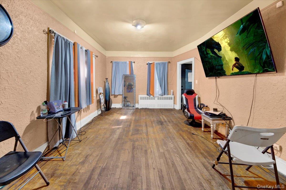 #3 photo, 4122 Wickham Avenue, ブロンクス区 Bronx , NY 10466