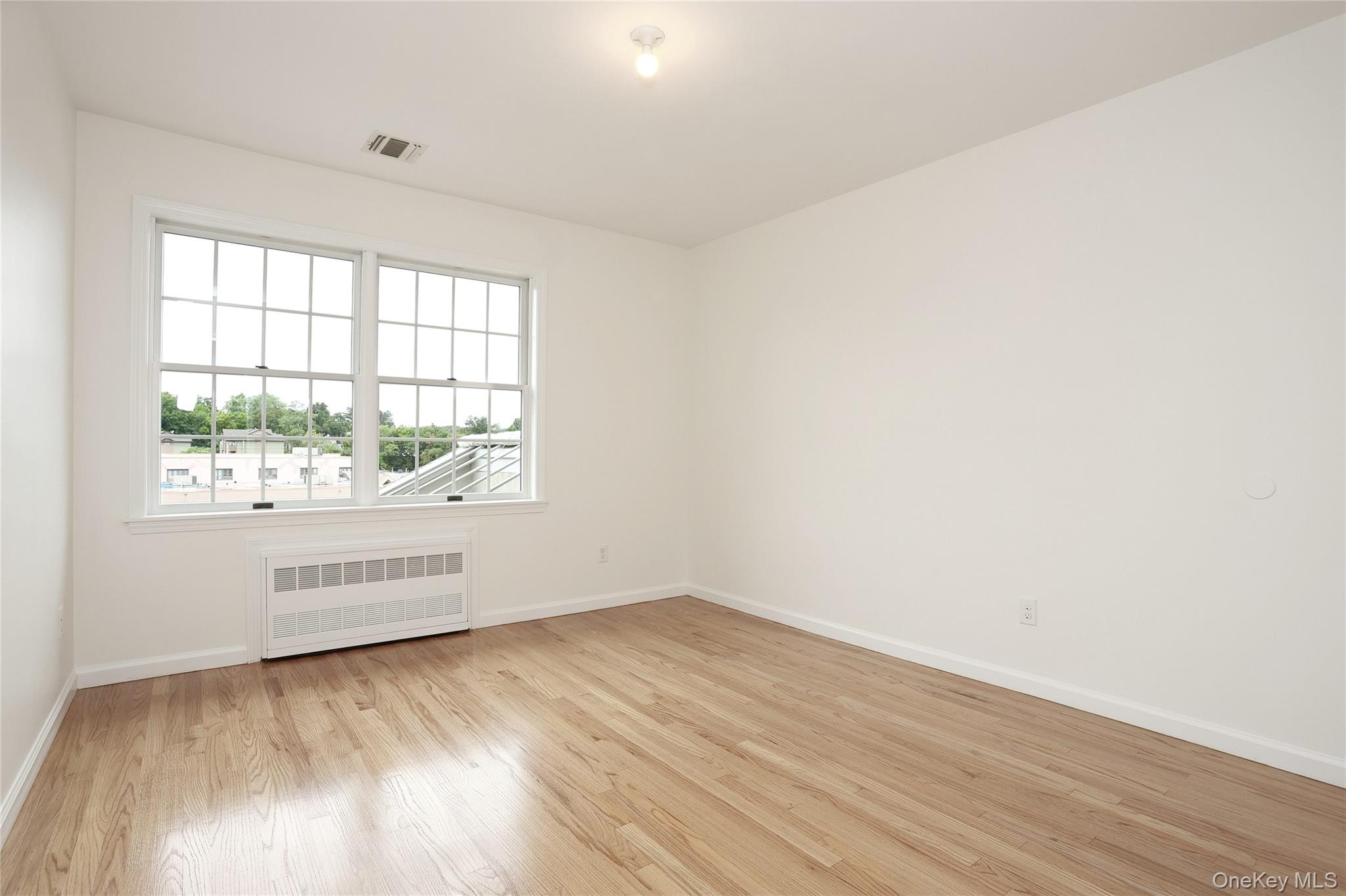 #20 photo, 3309 Parkview Drive, Spring Valley , NY 10977