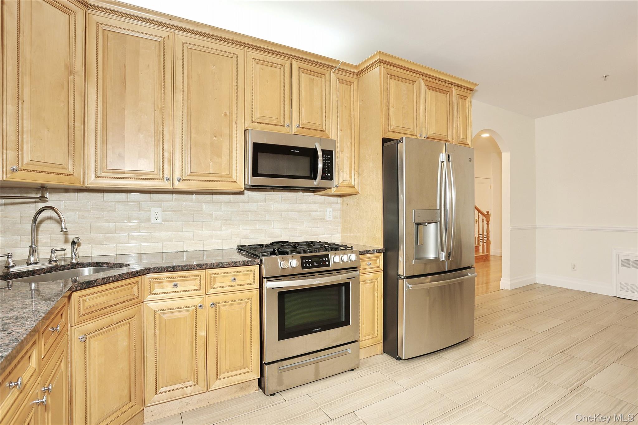 #4 photo, 3309 Parkview Drive, Spring Valley , NY 10977