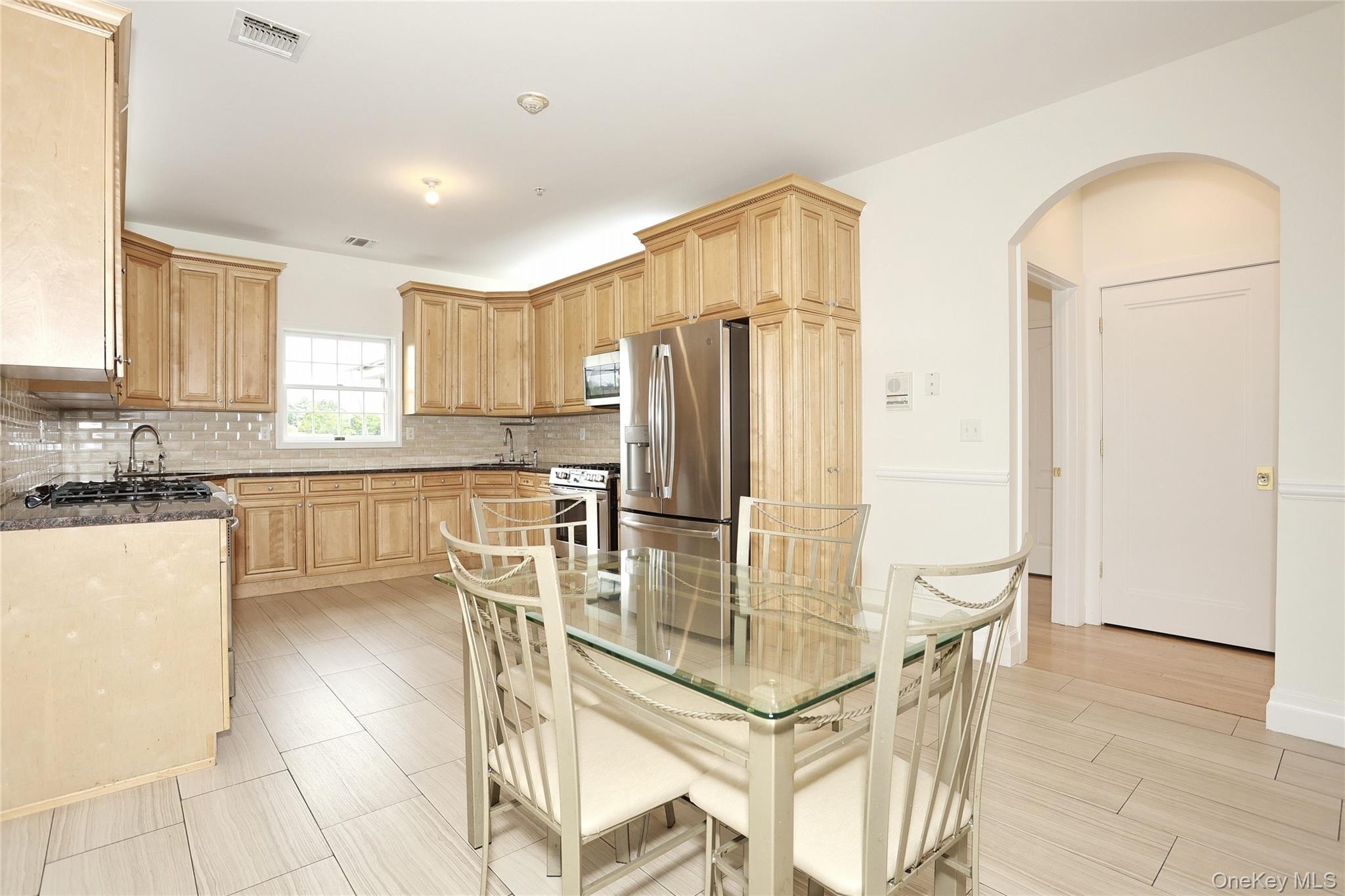 #8 photo, 3309 Parkview Drive, Spring Valley , NY 10977