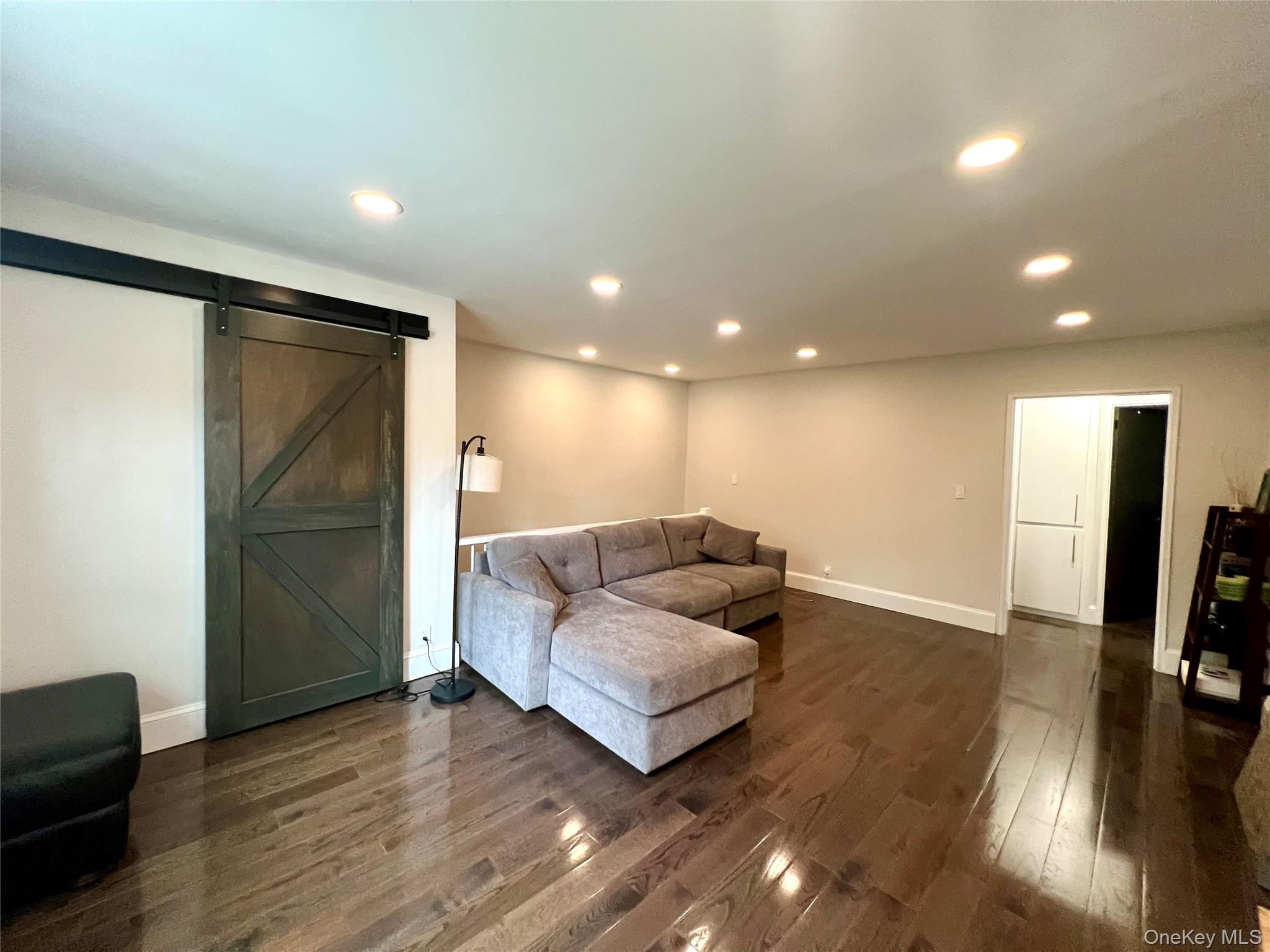 #3 photo, 224-33 Kingsbury Avenue, Oakland Gardens , NY 11364