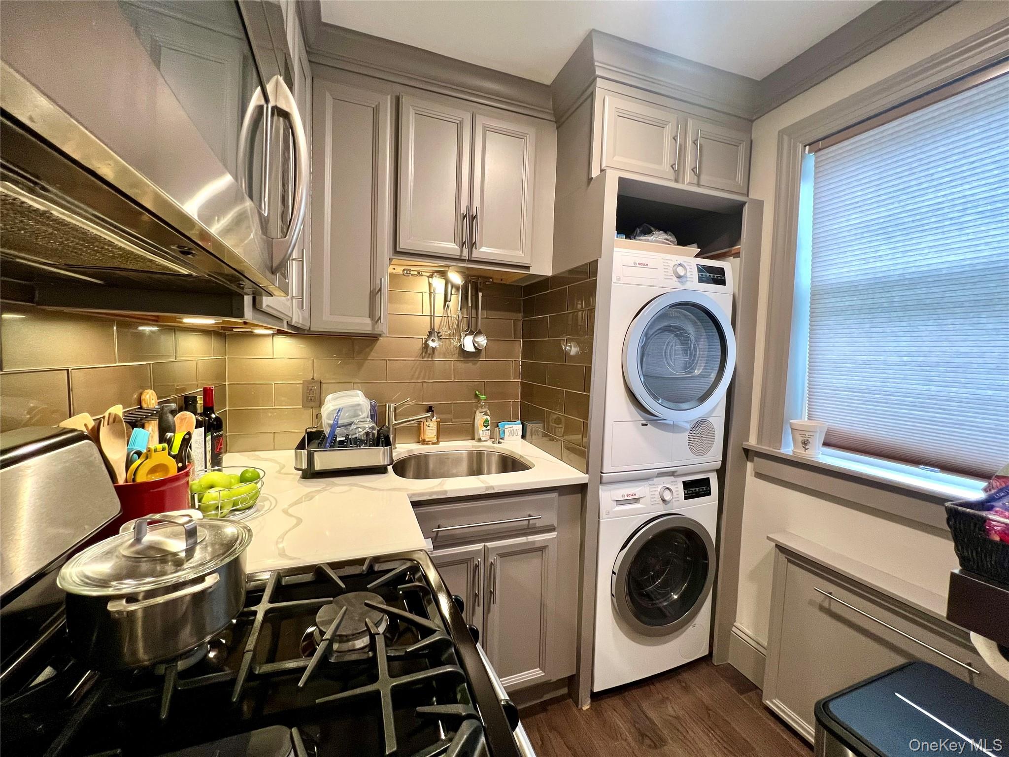 #9 photo, 224-33 Kingsbury Avenue, Oakland Gardens , NY 11364