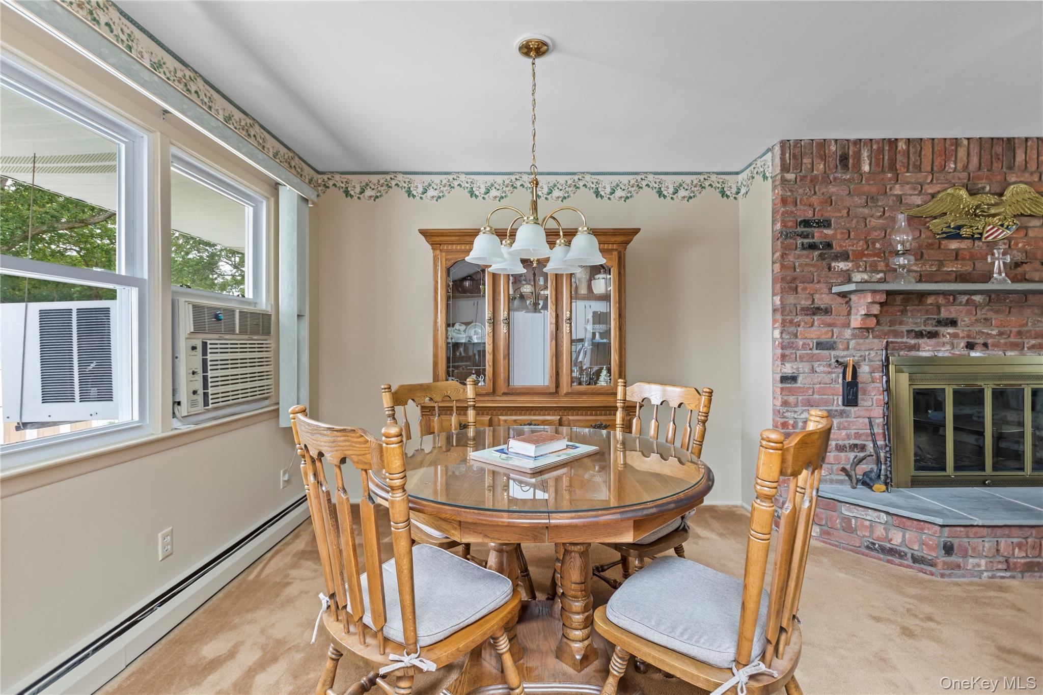 #11 photo, 18 Sterling Place, מחוז סאפוק Sayville , NY 11782