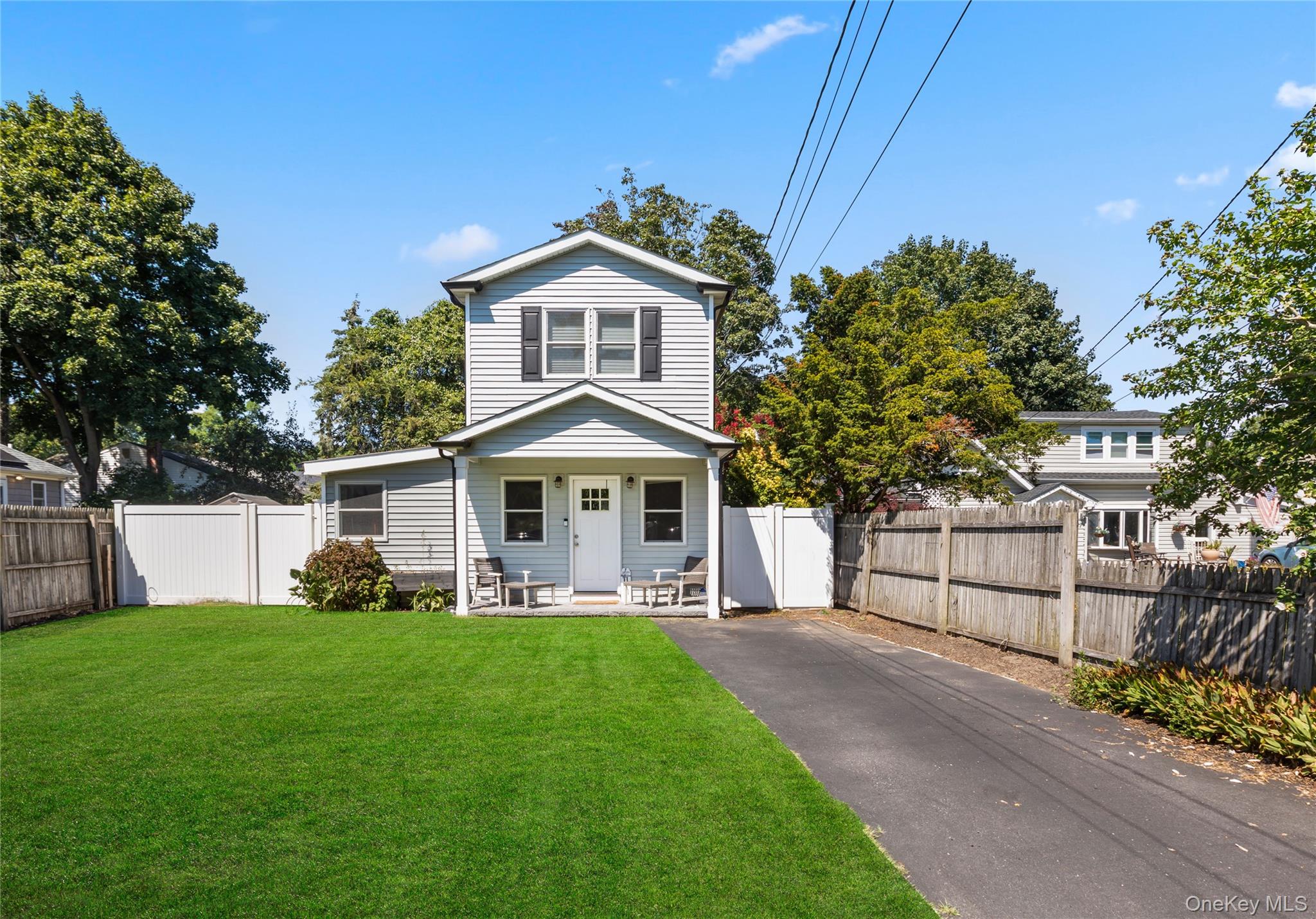 #1 photo, 35 Rose Street, Hauppauge , NY 11788