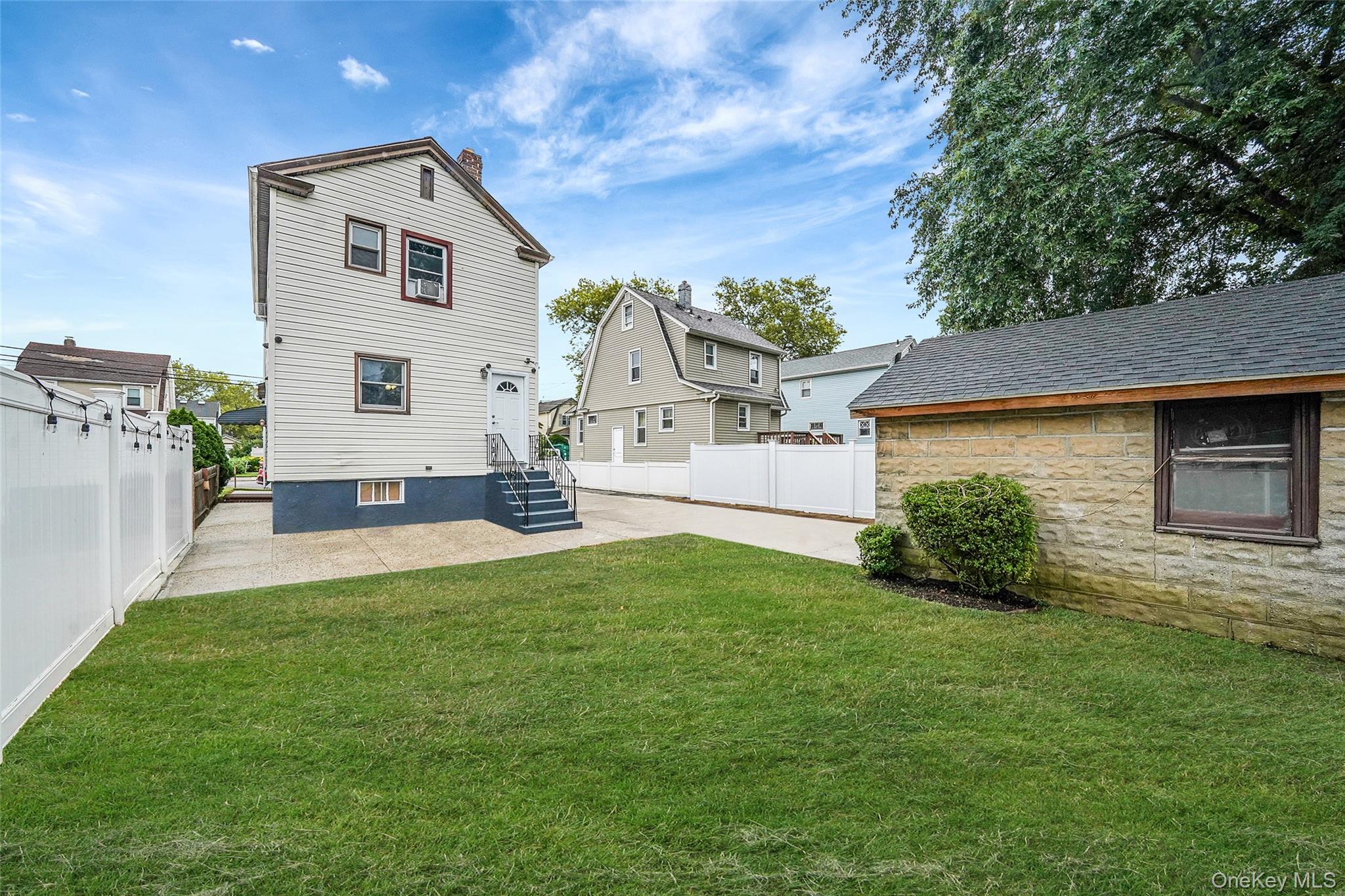 #7 photo, 76 Cambridge Street, ناسو Valley Stream , NY 11581