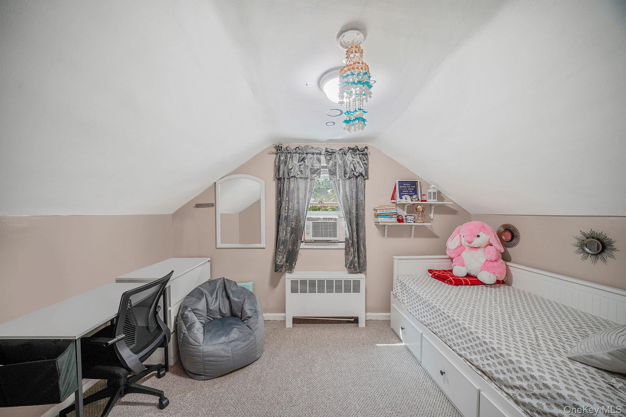 #17 photo, 107 E 9th Street, Huntington Station , NY 11746