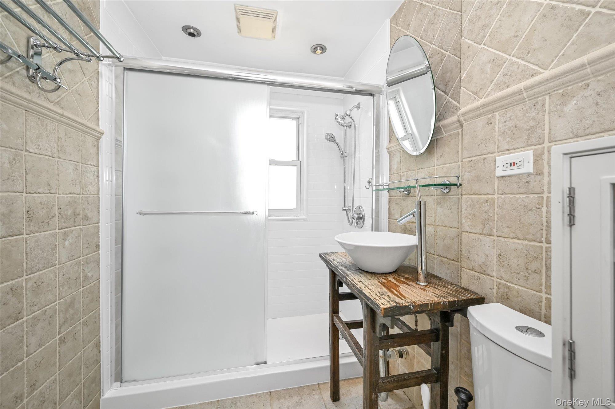 #12 photo, 224-11 Edmore Avenue, クイーンズ区 Queens Village , NY 11428