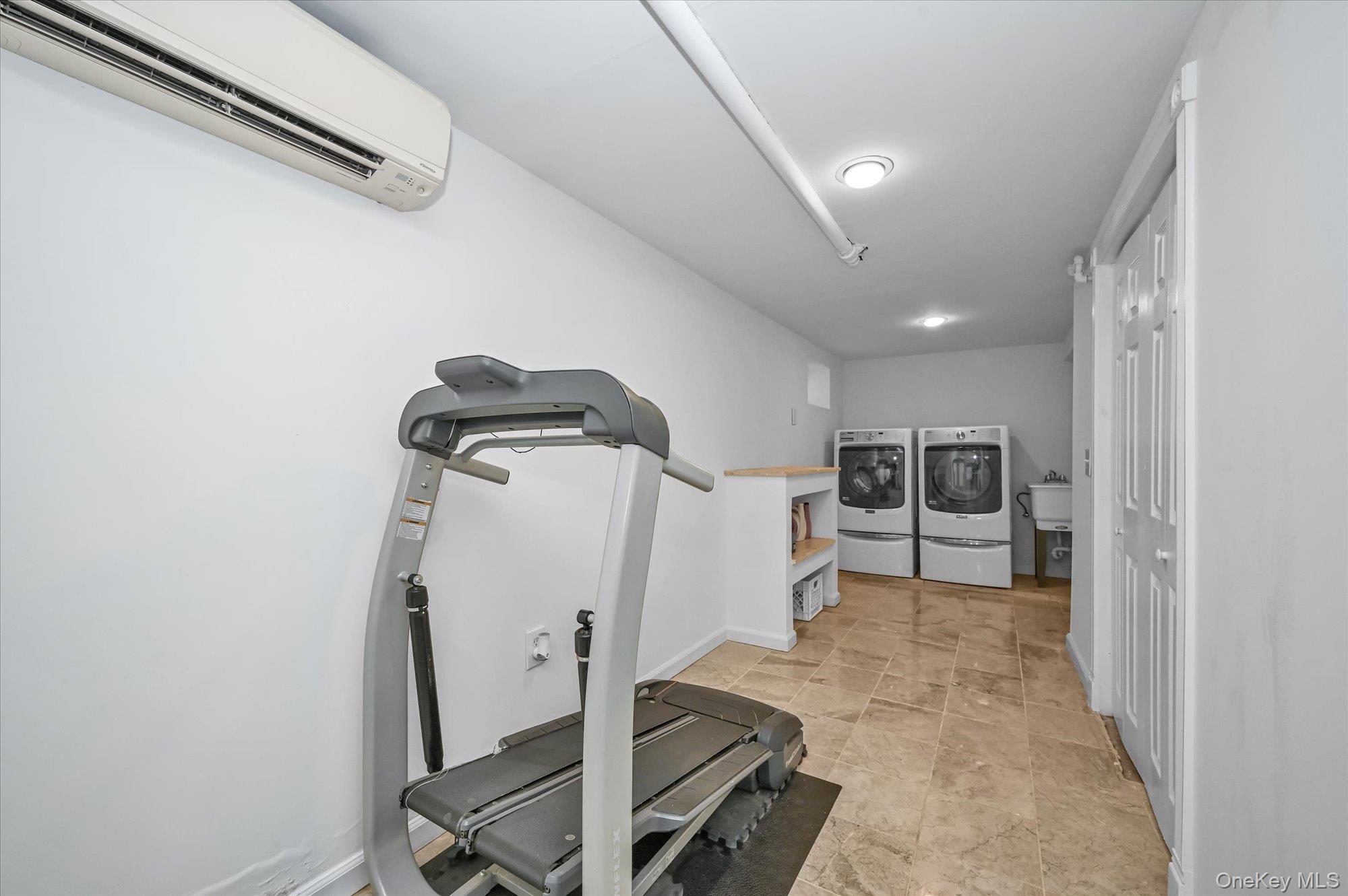 #18 photo, 224-11 Edmore Avenue, クイーンズ区 Queens Village , NY 11428