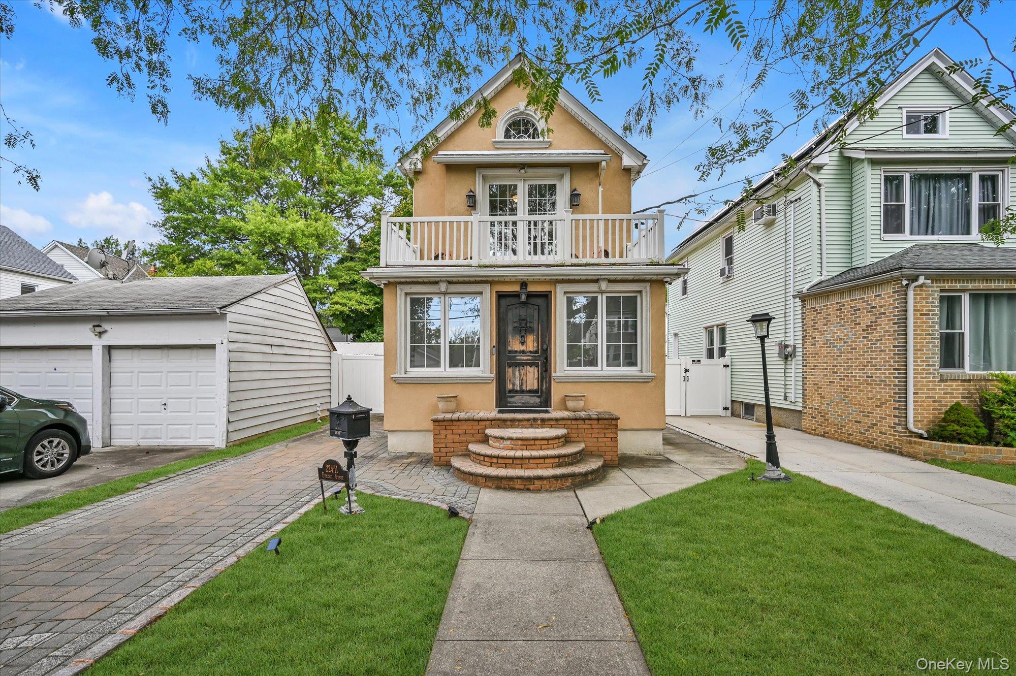 #2 photo, 224-11 Edmore Avenue, クイーンズ区 Queens Village , NY 11428