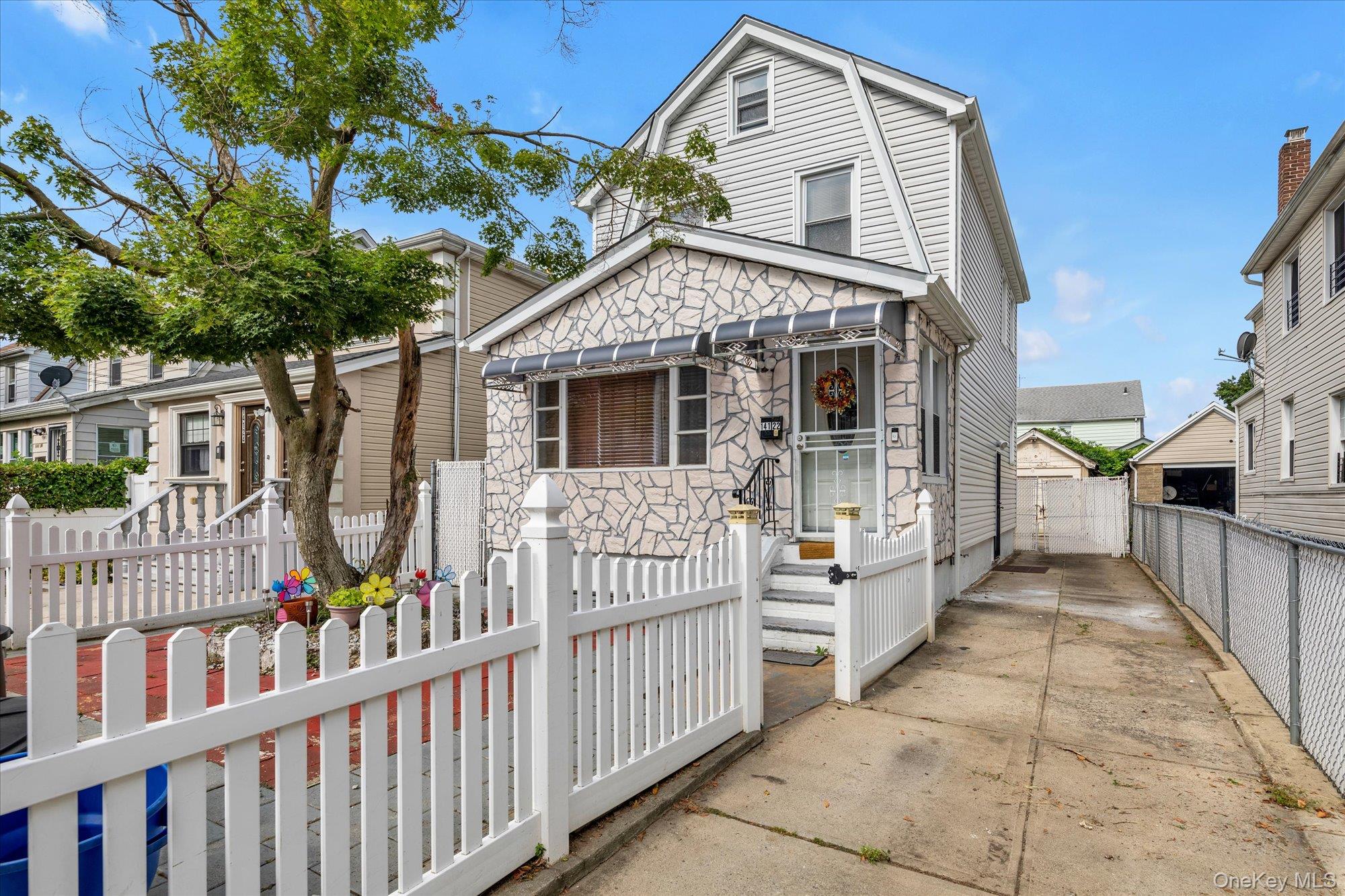 #1 photo, 141-22 181st Street, クイーンズ区 Springfield Gardens , NY 11413