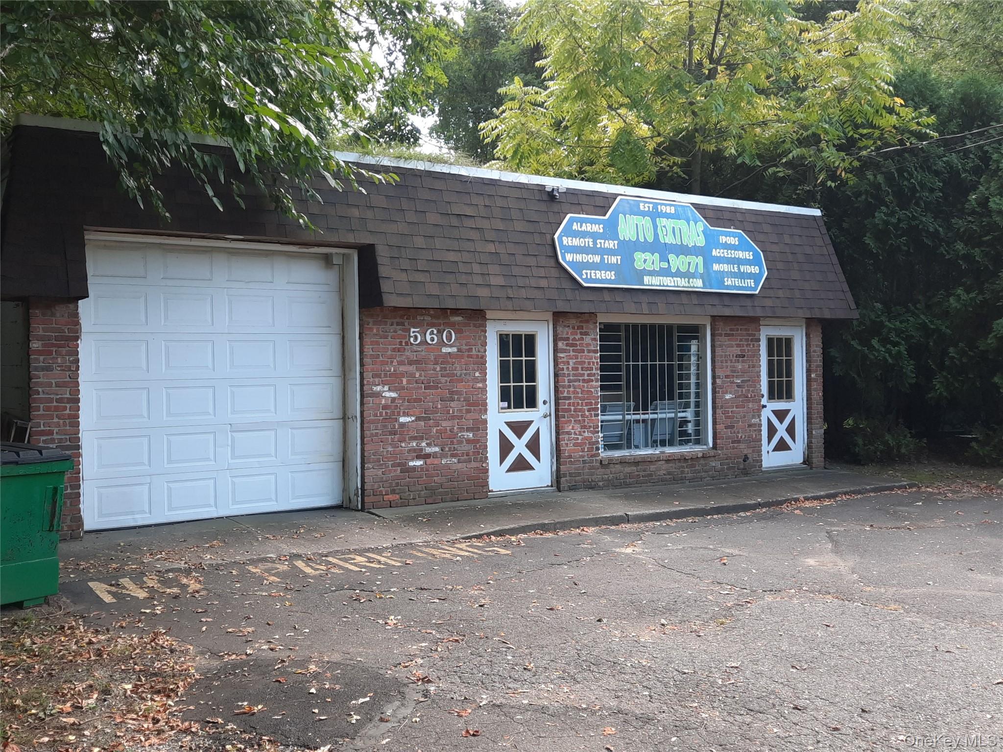 #3 photo, 560 N. Country Road, サフォーク郡 Rocky Point , NY 11778