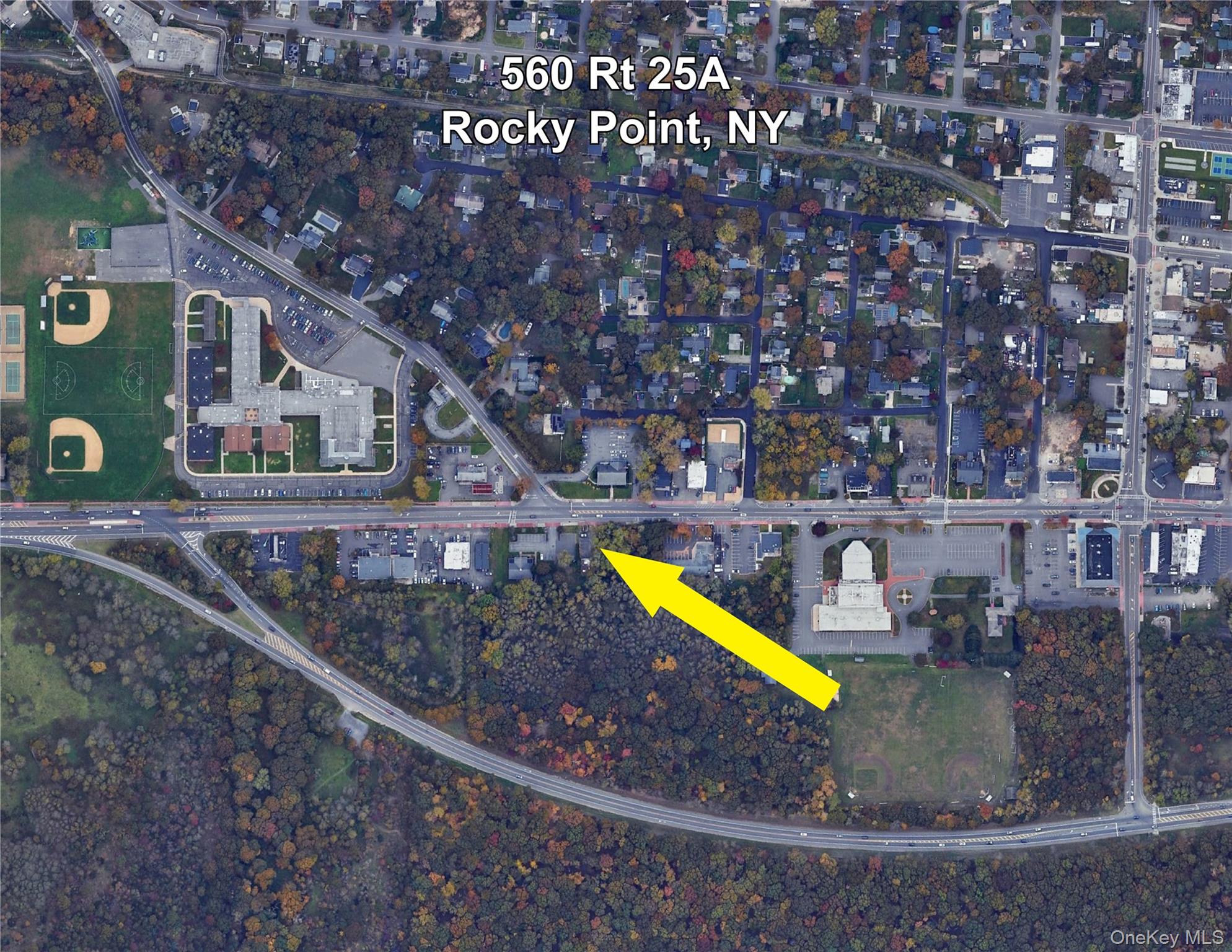 #5 photo, 560 N. Country Road, サフォーク郡 Rocky Point , NY 11778