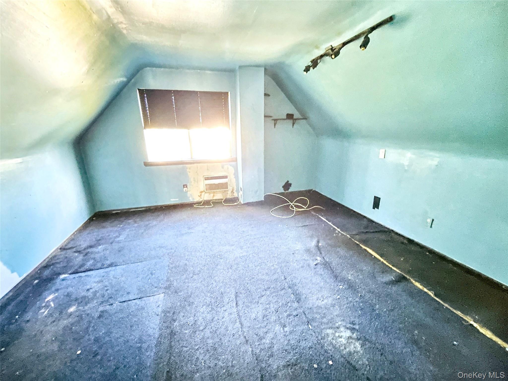 #14 photo, 23 Woods Lane, サフォーク郡 Centereach , NY 11720