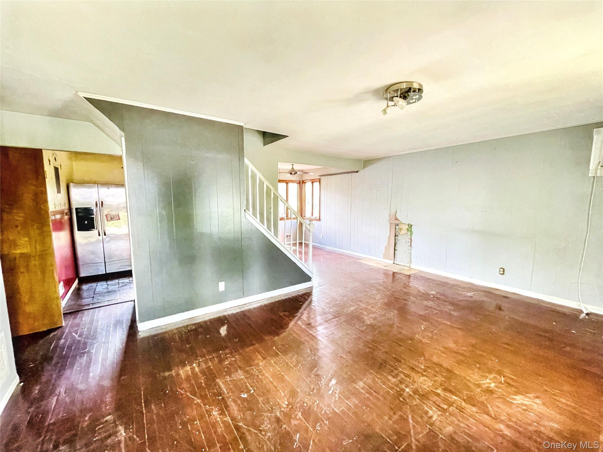 #3 photo, 23 Woods Lane, サフォーク郡 Centereach , NY 11720