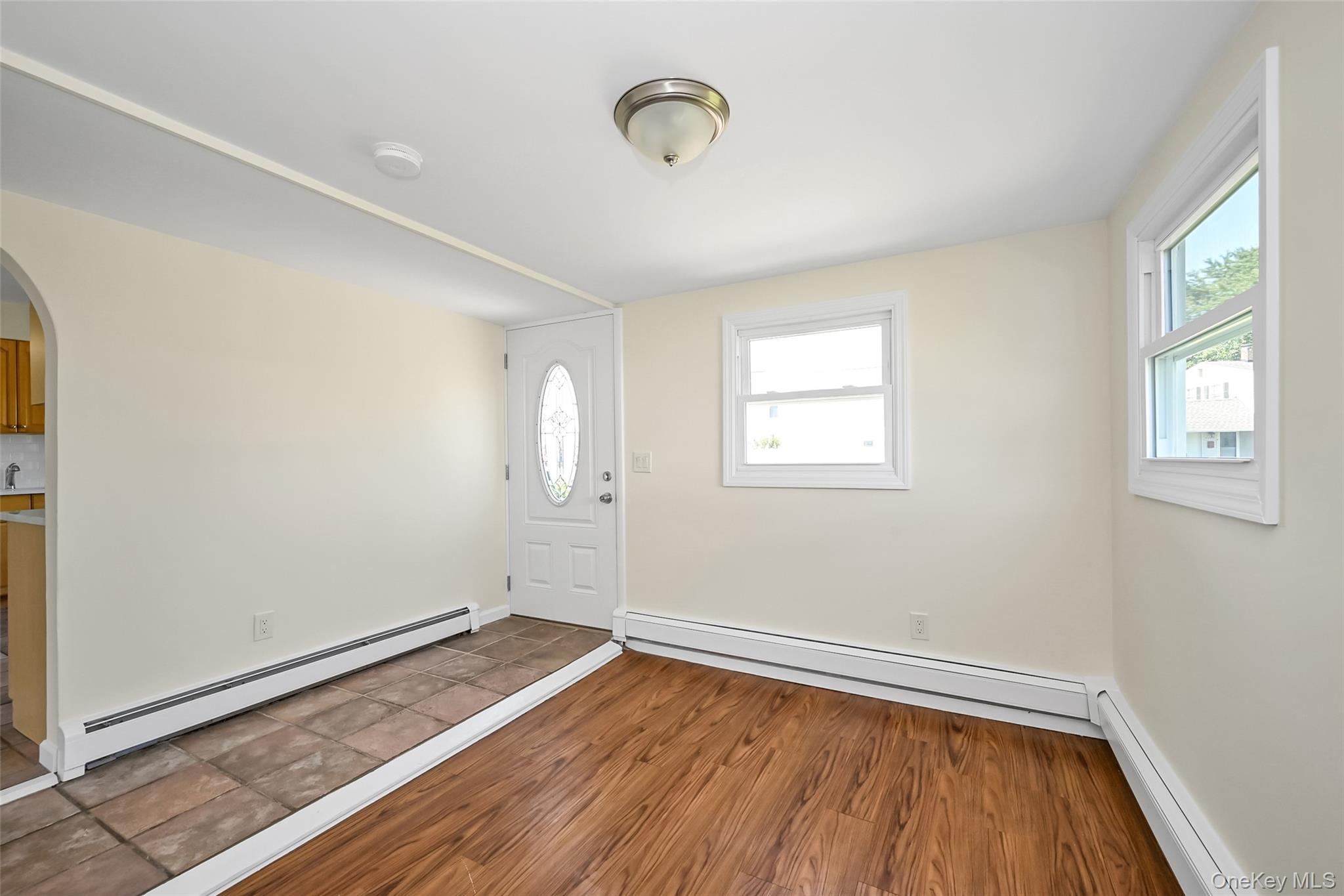 #5 photo, 77 Autumn Lane, ナッソー郡 Hicksville , NY 11801