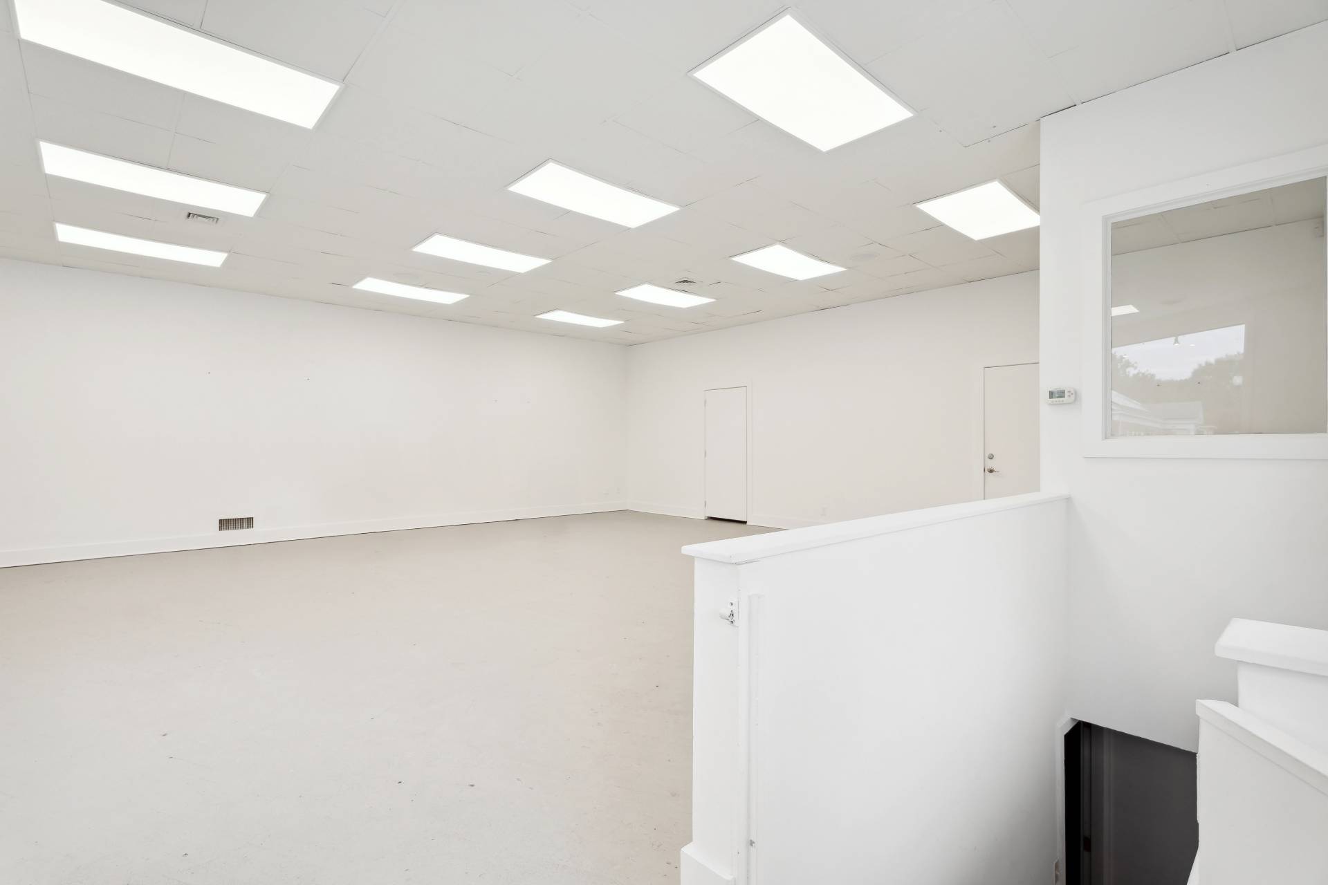 #12 photo, 53 The Circle, サフォーク郡 East Hampton , NY 11937