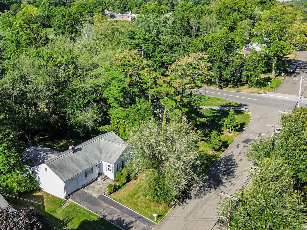 #12 photo, 90 Daisy Farms Dr, New Rochelle , NY 10804