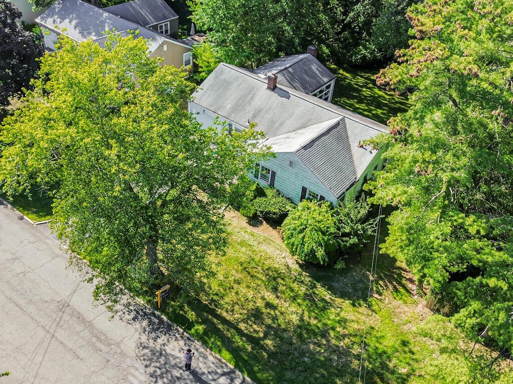 #20 photo, 90 Daisy Farms Dr, New Rochelle , NY 10804