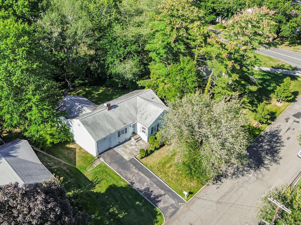 #21 photo, 90 Daisy Farms Dr, New Rochelle , NY 10804