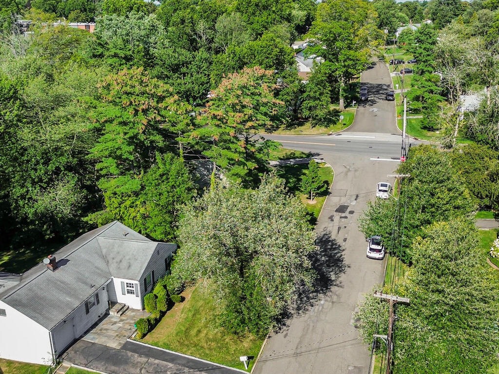 #23 photo, 90 Daisy Farms Dr, New Rochelle , NY 10804