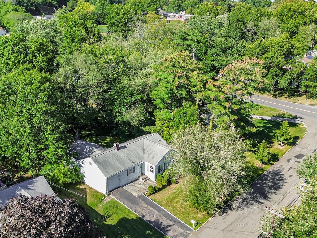 #5 photo, 90 Daisy Farms Dr, New Rochelle , NY 10804