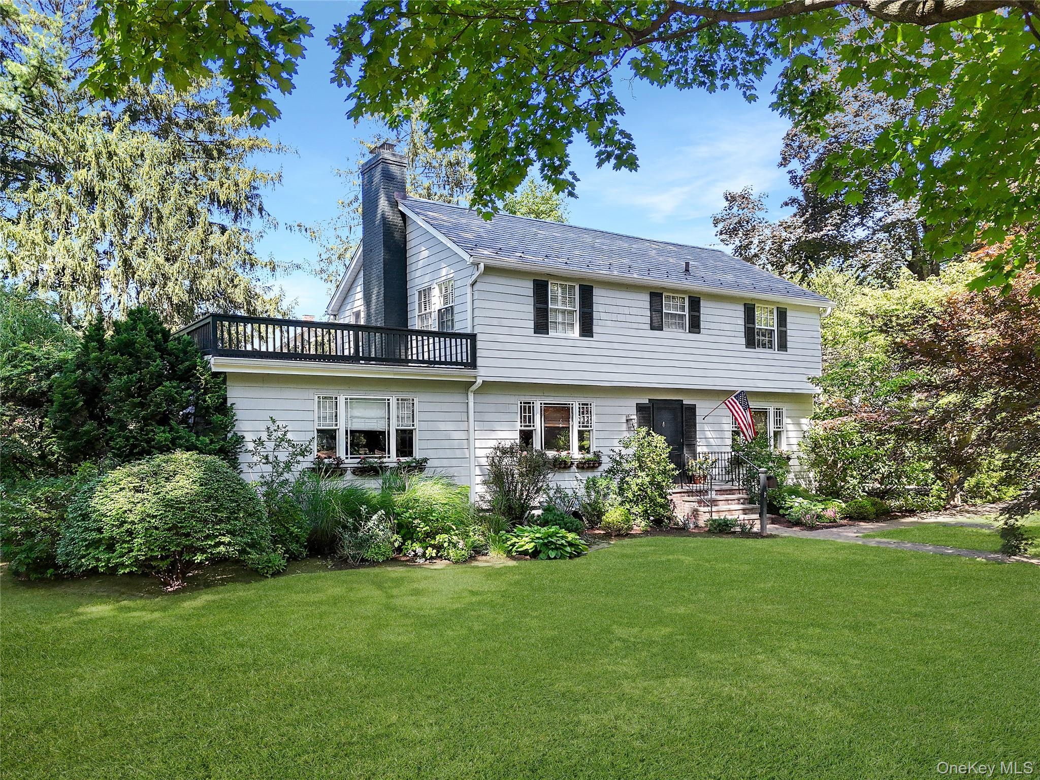 #1 photo, 7 Reid Avenue, Port Washington , NY 11050