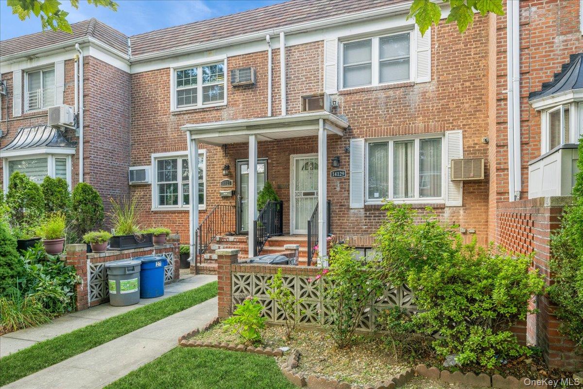 #6 photo, 14129 70th Road, クイーンズ区 Kew Garden Hills , NY 11367