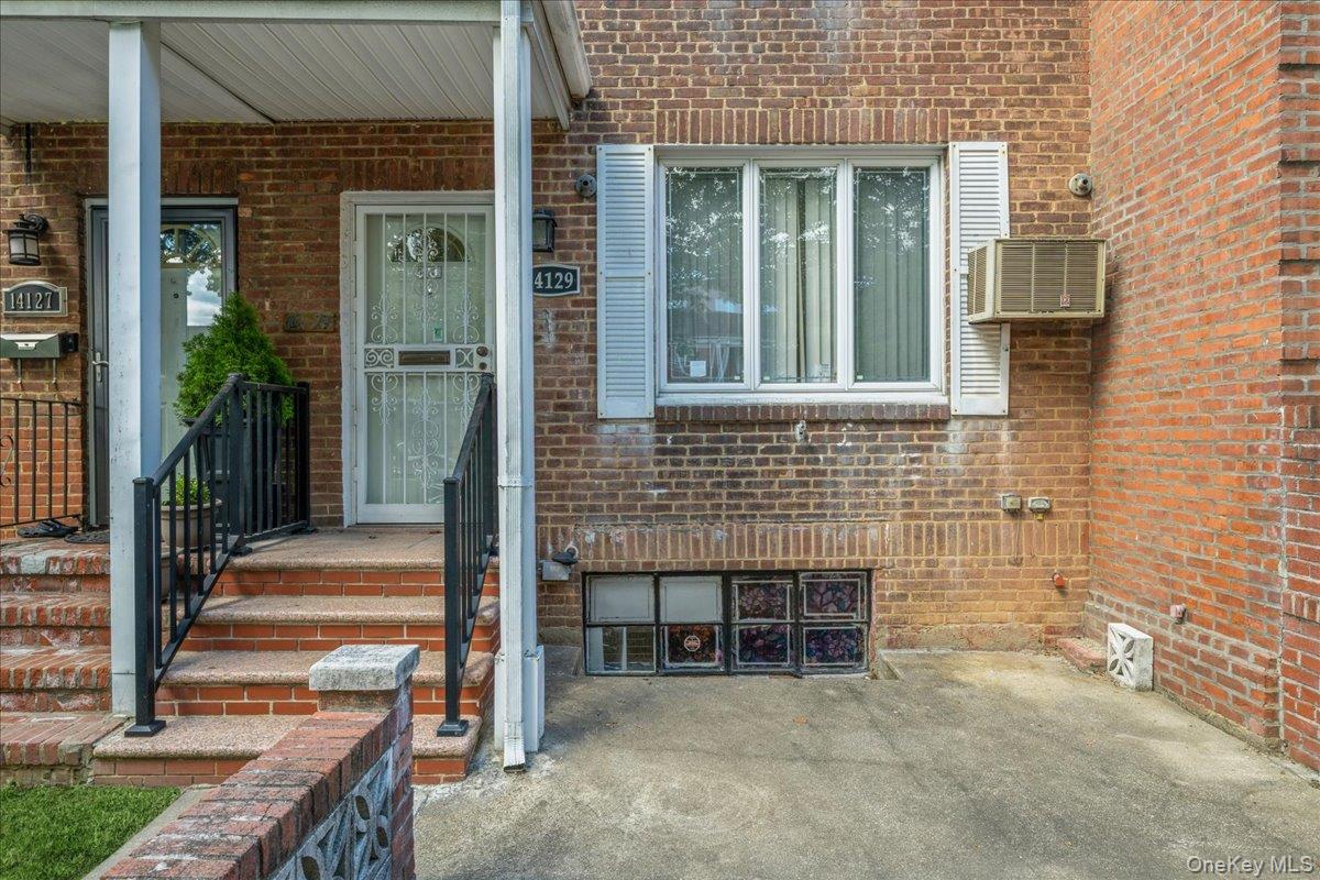 #7 photo, 14129 70th Road, クイーンズ区 Kew Garden Hills , NY 11367